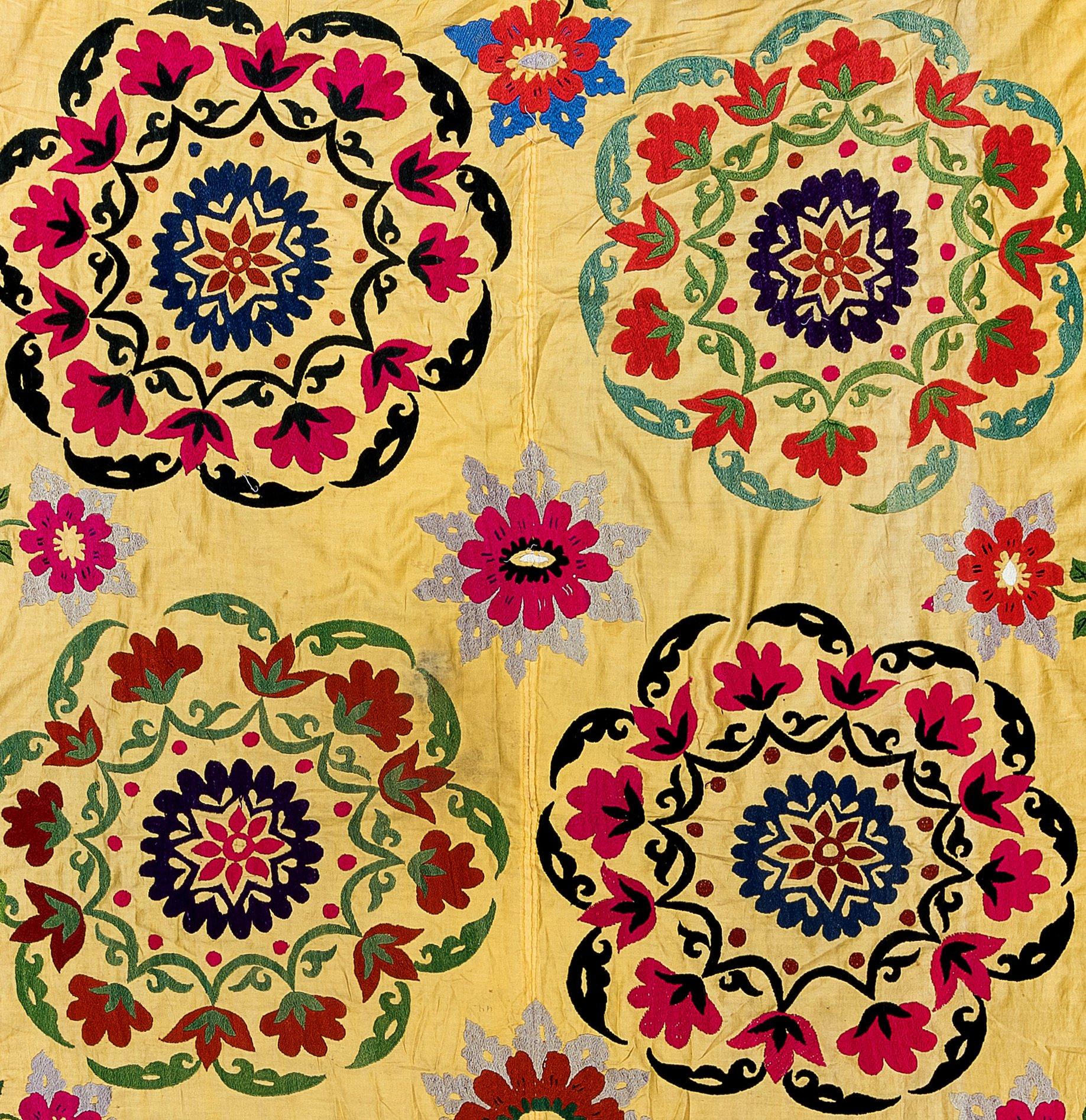 5x7.3 Ft Silk Embroidery Bed Cover, Uzbek Suzani Wall Hanging in Yellow In Good Condition For Sale In Philadelphia, PA