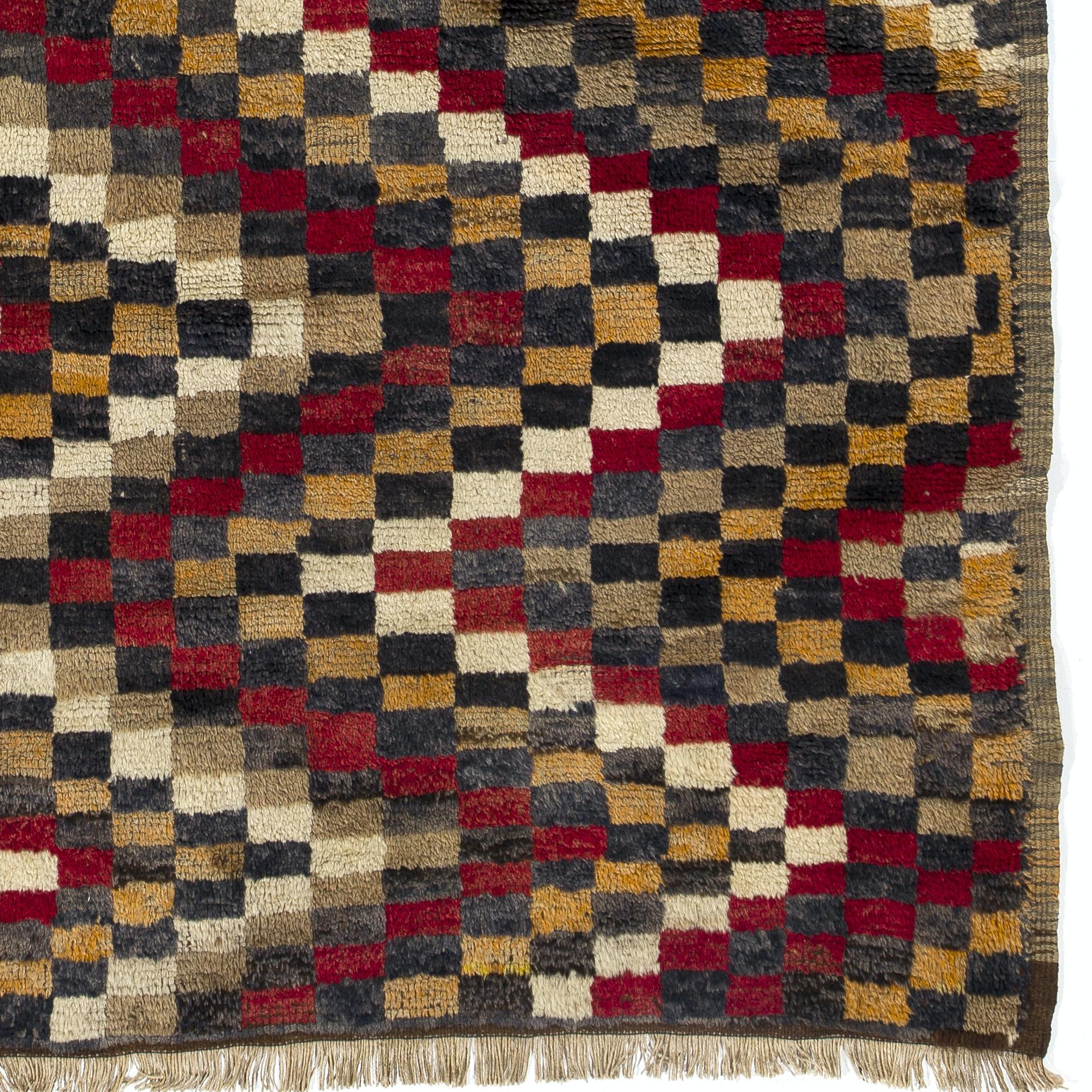 Turkish 5x7.3 Ft Vintage Handmade Tulu Rug with Checkered Zig Zag Design, 100% Wool For Sale