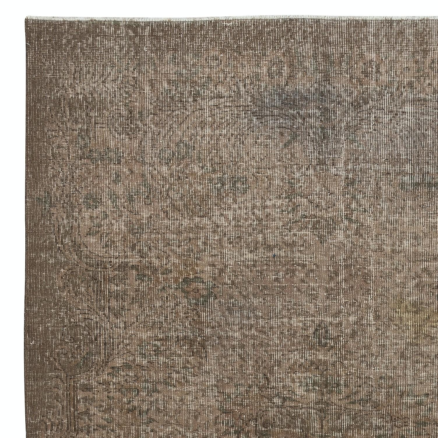 Hand-Knotted 5x8 Ft Brown Color Wool Area Rug for Modern Living Room. Handmade in Turkey For Sale