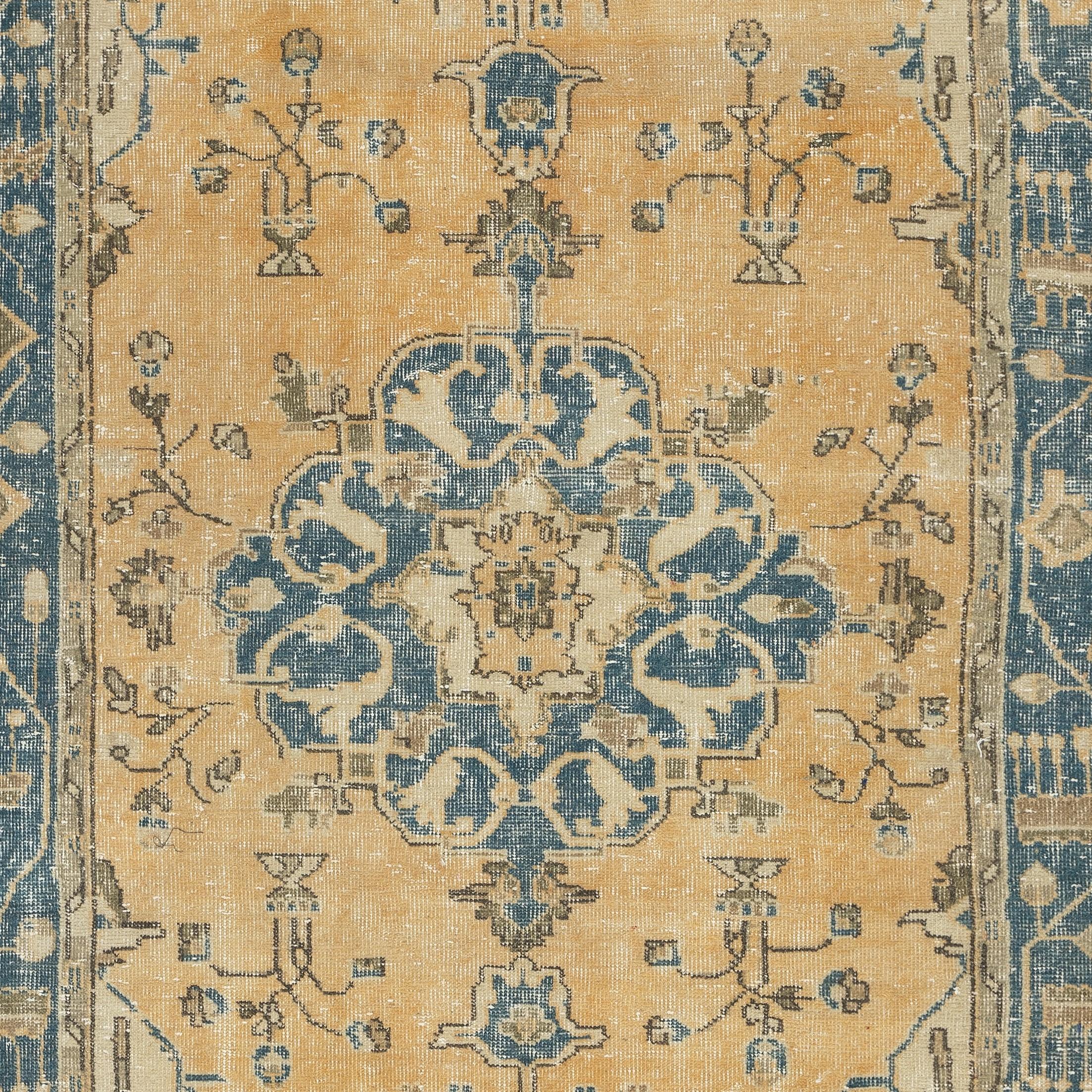 Turco Tappeto Vintage By 5x8 Ft in stile rustico. Tappeto fatto a mano per case di campagna in vendita