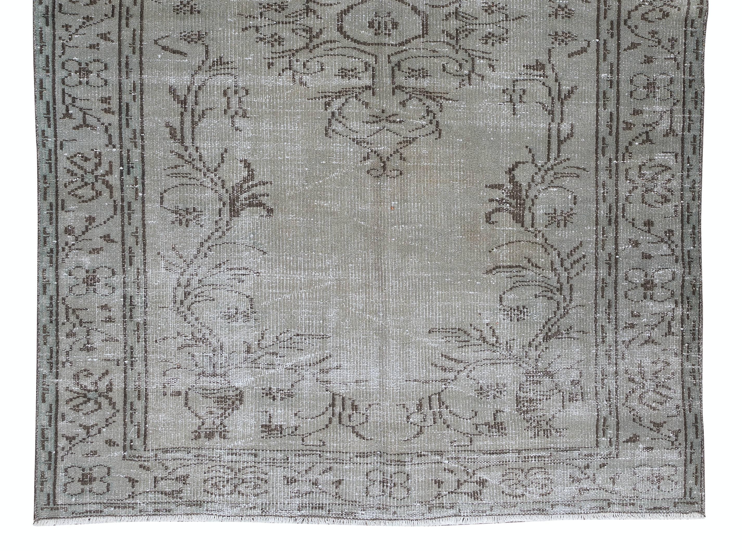 Mid-Century Handmade Turkish Area Rug Overdyed in Gray 4 Modern Interiors In Good Condition For Sale In Philadelphia, PA