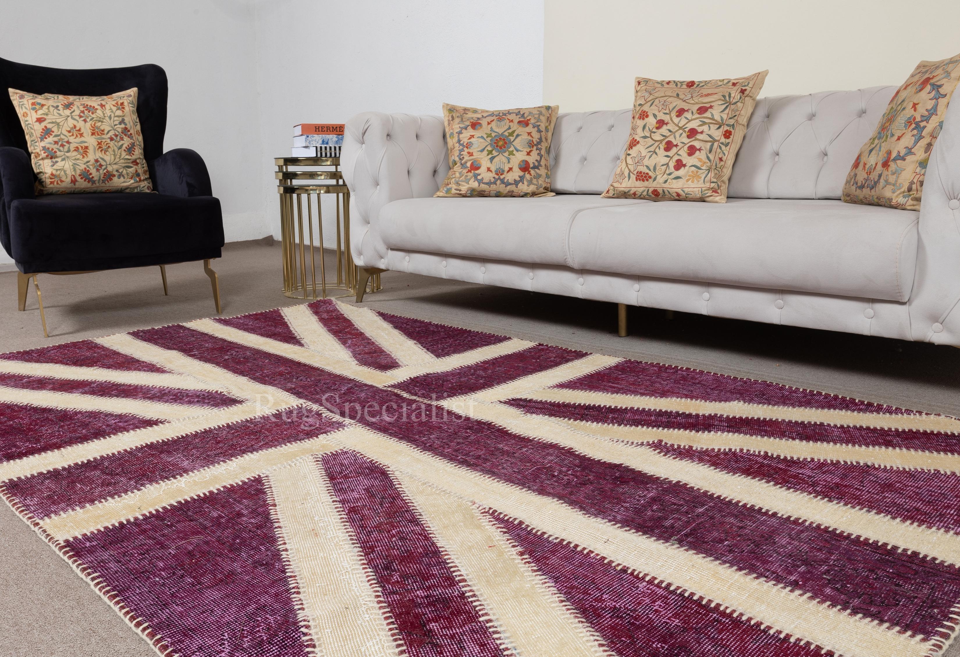 5x8 Ft Rosa Moderner handgefertigter Patchwork-Teppich. British Union Jack Teppich im britischen Flaggendesign (21. Jahrhundert und zeitgenössisch) im Angebot