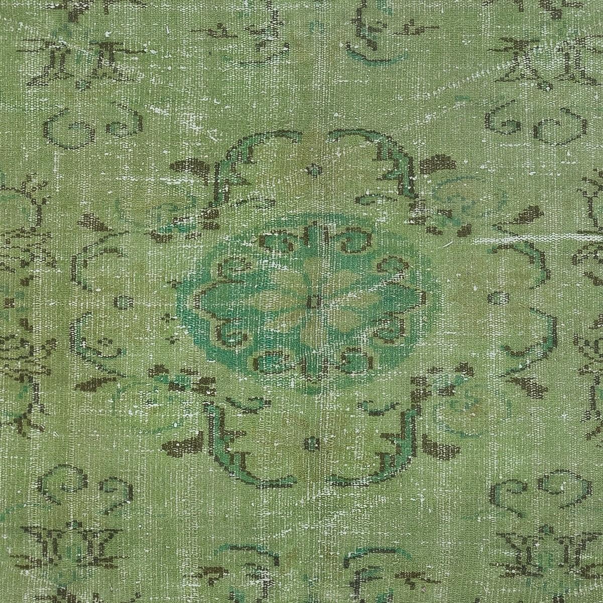 Annodato a mano Tappeto per l'area turca fatto a mano di ispirazione cinese, tinto in verde, 5x8,2 Ft Art Deco in vendita