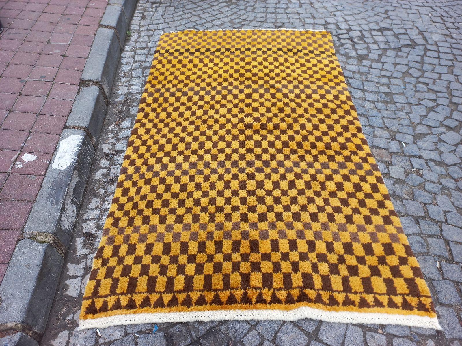 5x8.3 Ft Custom Handmade Checkered Design Tulu Rug in Brown & Mustard. All Wool In New Condition For Sale In Philadelphia, PA