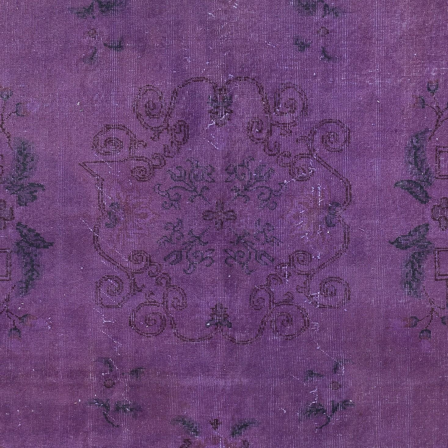 Hand-Knotted 5x8.4 Ft Art Deco Design Wool Area Rug for Living Room. Handmade in Turkey For Sale