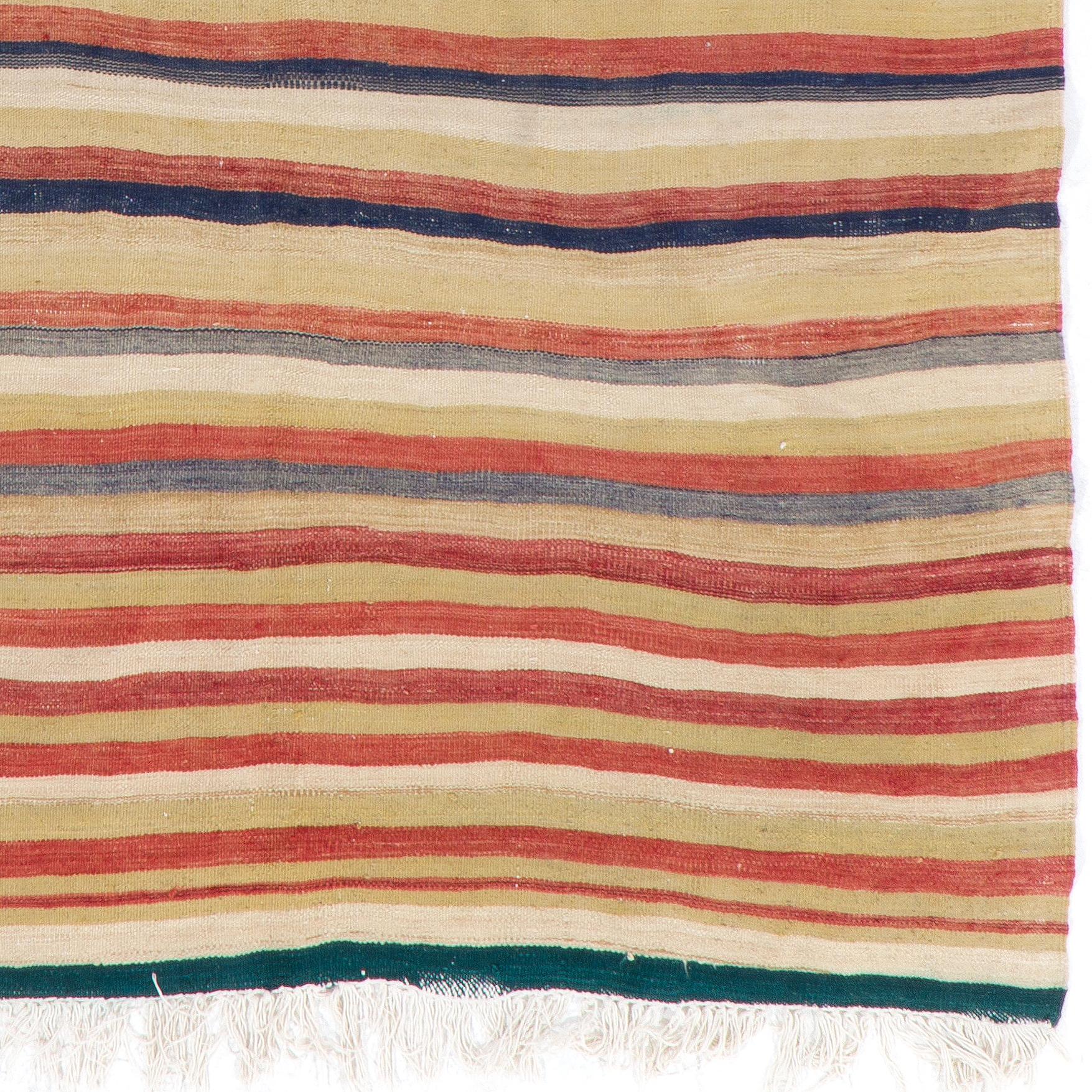 20th Century 5x8.4 Ft Hand-Woven Vintage Turkish Kilim Rug 'Flat Weave' with Striped Design For Sale