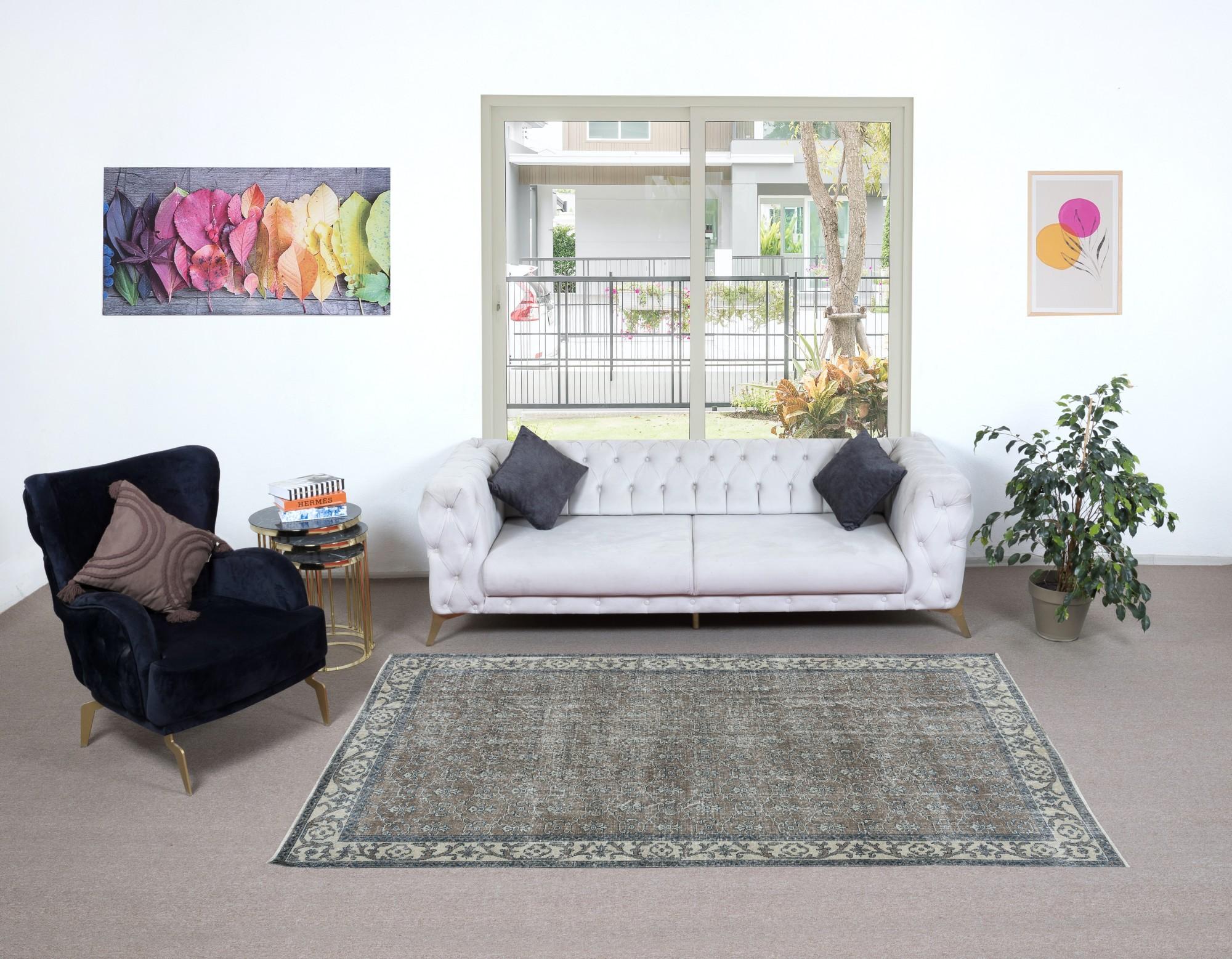 20th Century 5x8.4 Ft Handmade Turkish Brown Rug, Modern Floral Carpet, Modern Home Decor For Sale