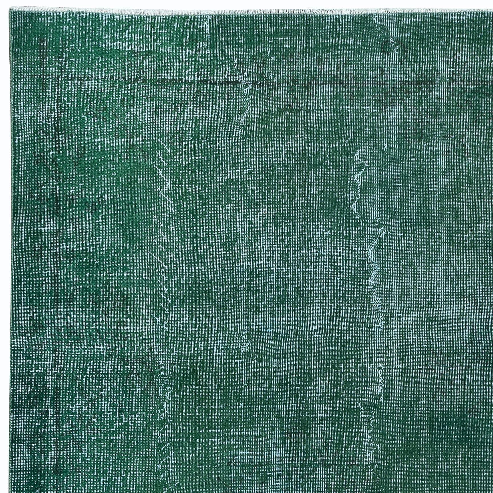 5x8.6 Ft Home Decor Modern Rug, Handmade Floor Covering, Green Turkish Carpet In Good Condition For Sale In Philadelphia, PA