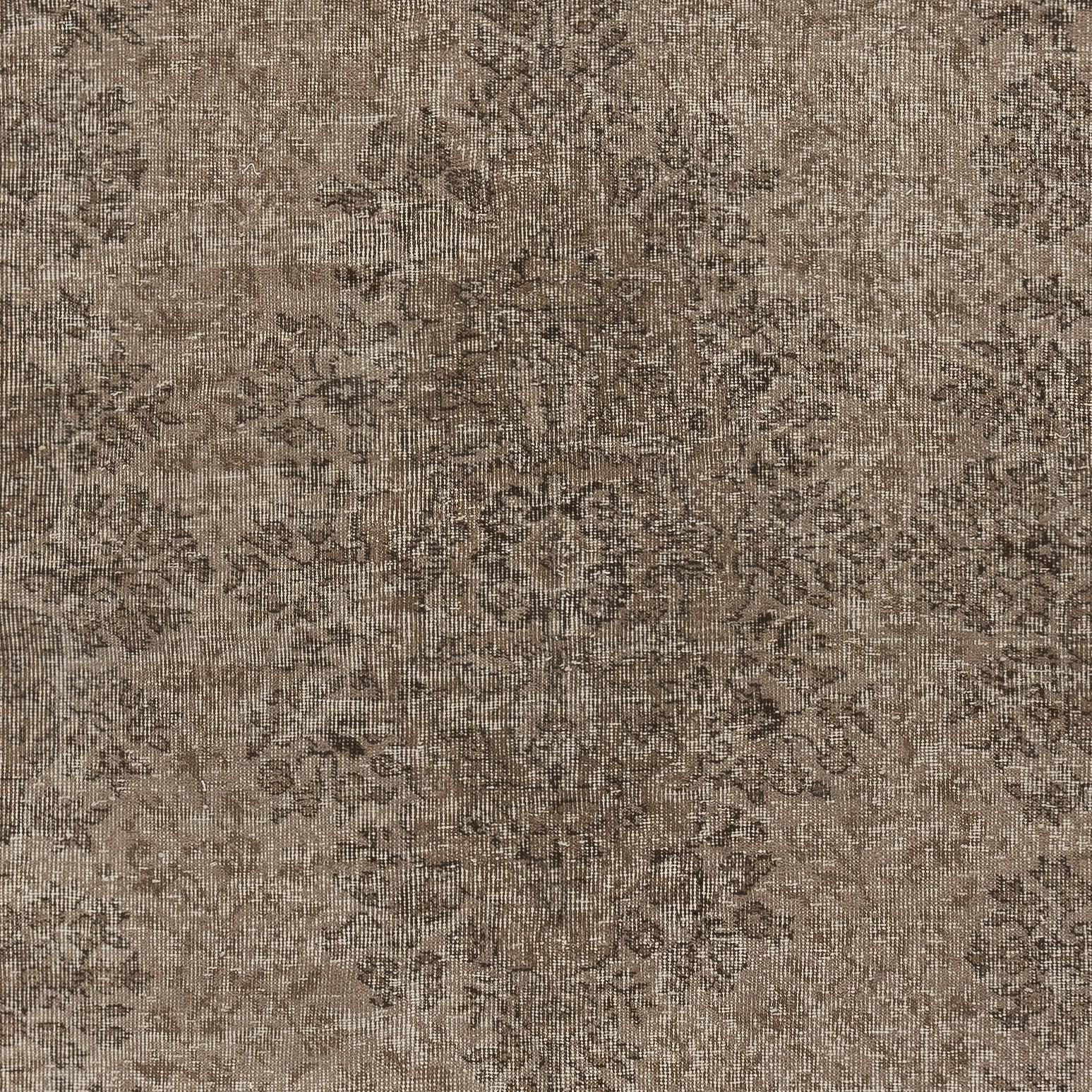 Alfombra de lana contemporánea de 5x8,7 pies en color marrón. Anudado a mano en Turquía en Bueno estado para la venta en Spring Valley, NY