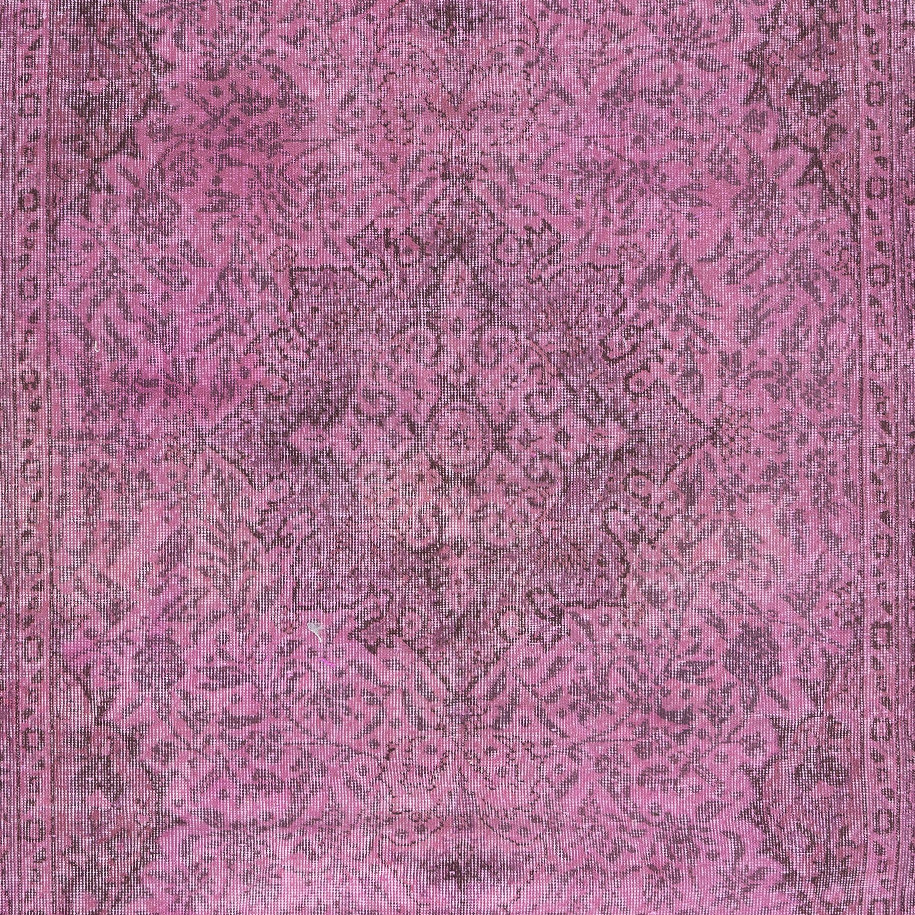 Turkish 5x8.7 Ft Modern Floor Area Rug in Pink, Handwoven and Handknotted in Turkey