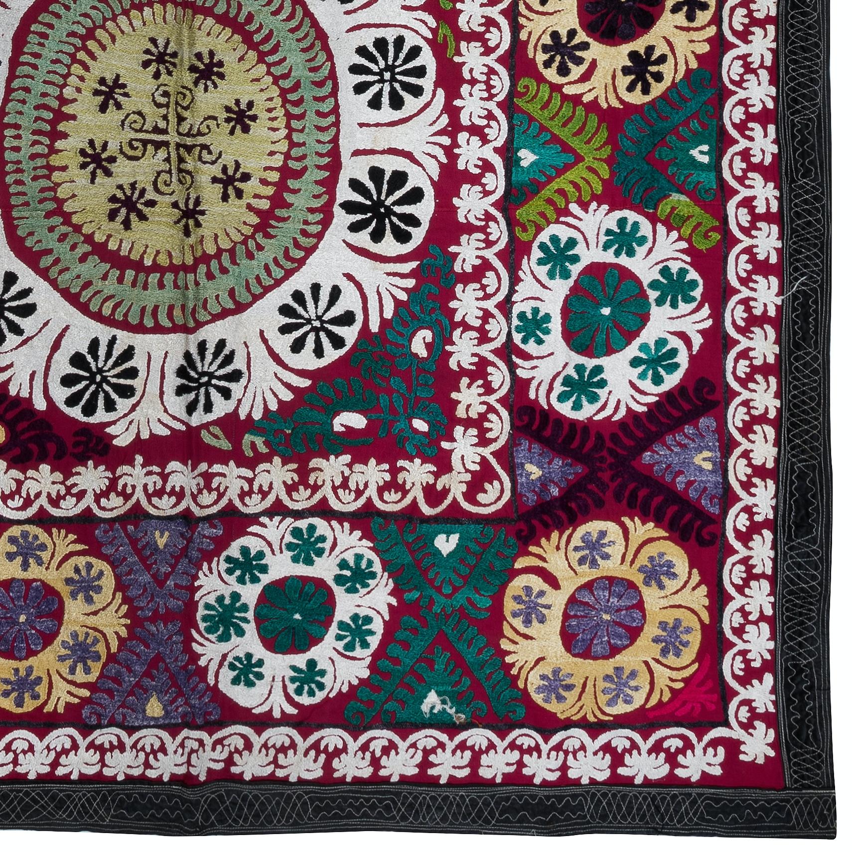 5x8.7 ft Silk Hand Embroidered Wall Hanging, Vintage Colorful Suzani Bed Cover In Good Condition For Sale In Spring Valley, NY