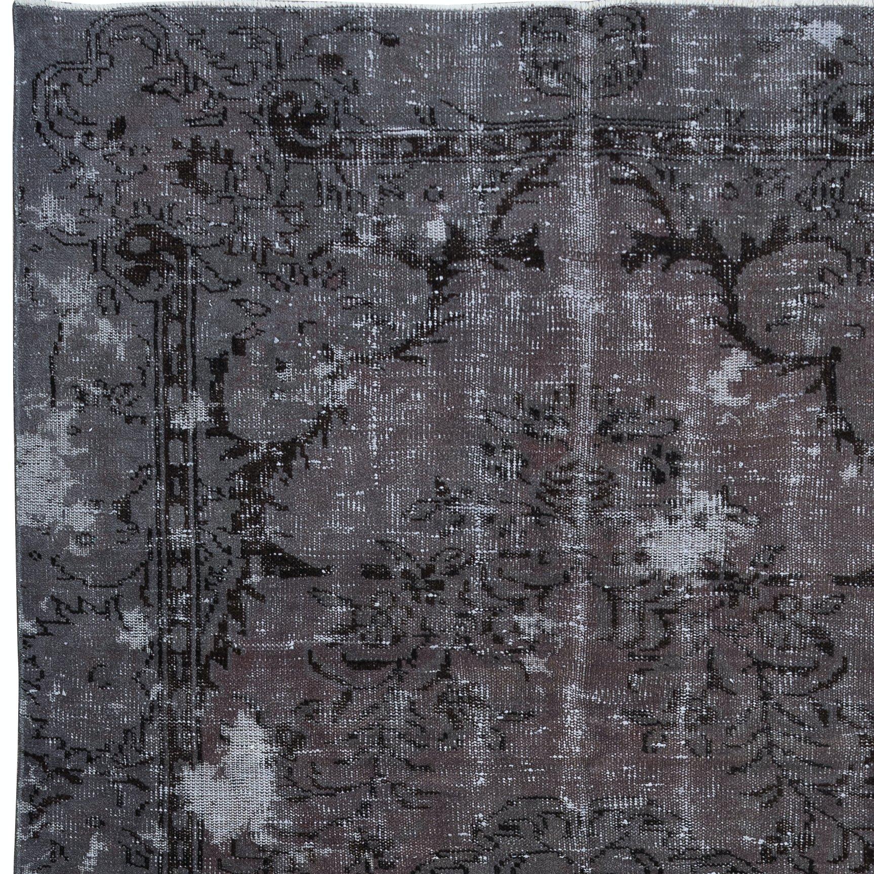 Turkish 5x8.8 Ft Handmade Gray Indoor-Outdoor Rug, Medallion Design Anatolian Carpet For Sale