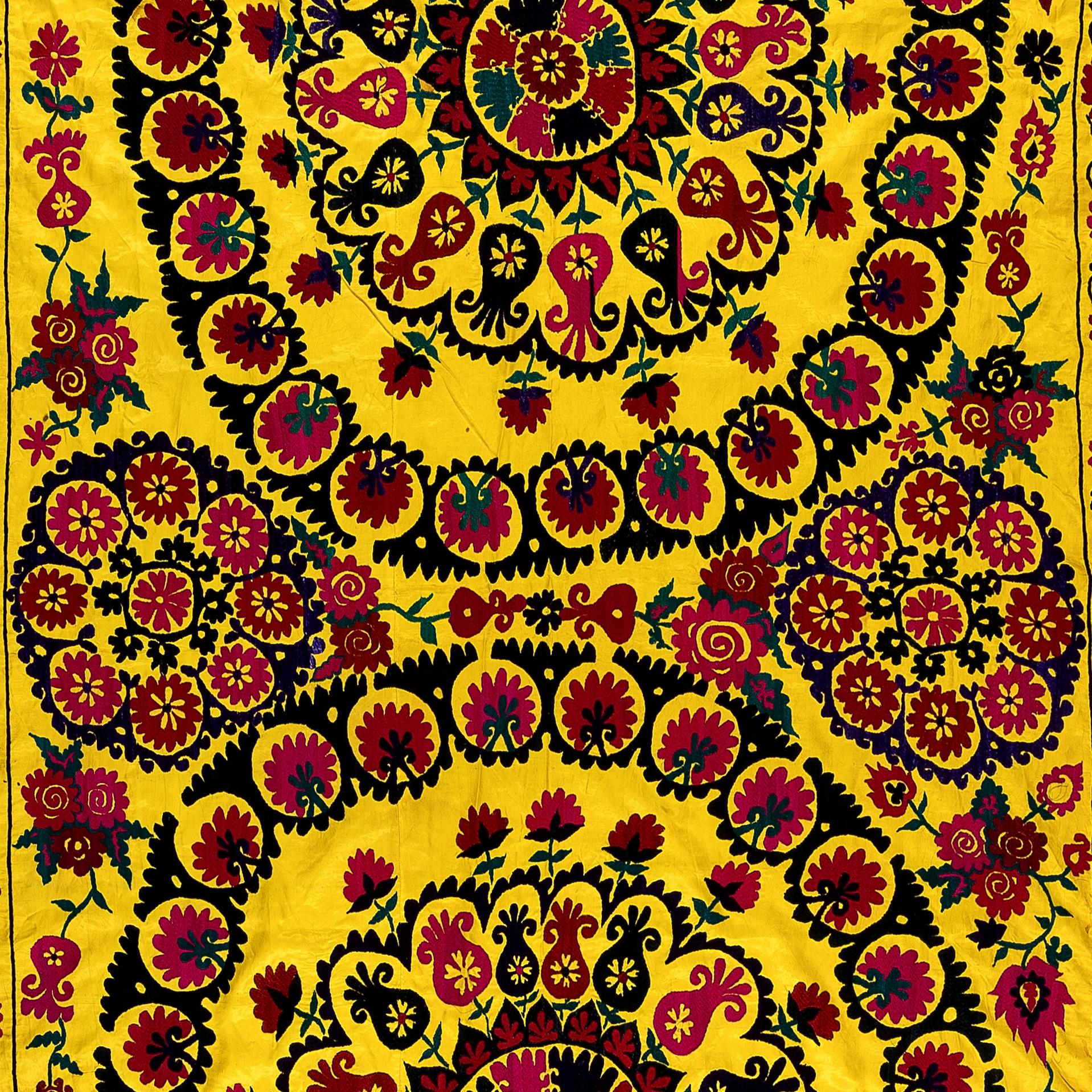 Embroidered 5x8.9 Ft Uzbek Silk Embroidery Suzani Bed Cover, Yellow Vintage Wall Hanging For Sale
