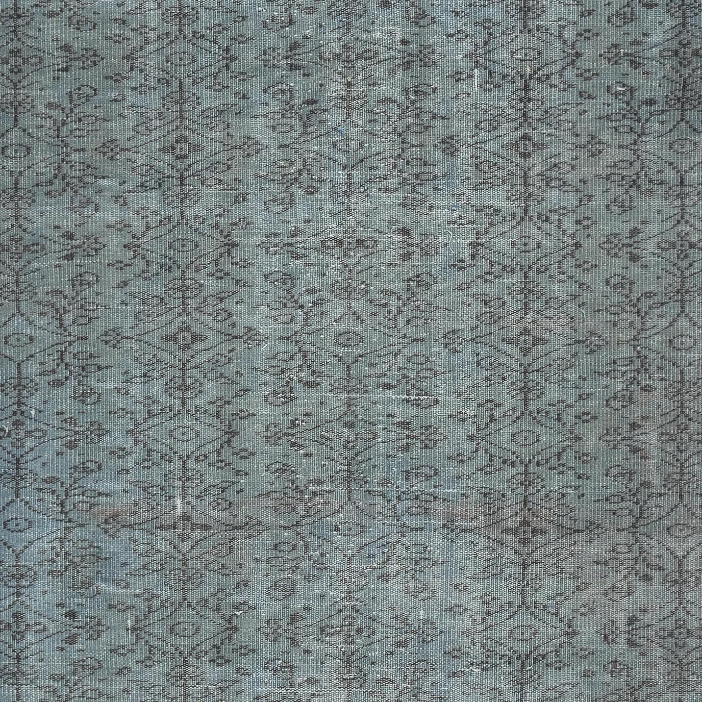 Mid-20th Century 5x9 Ft Modern Blue Color Handmade Turkish Wool Area Rug with Flower Design For Sale