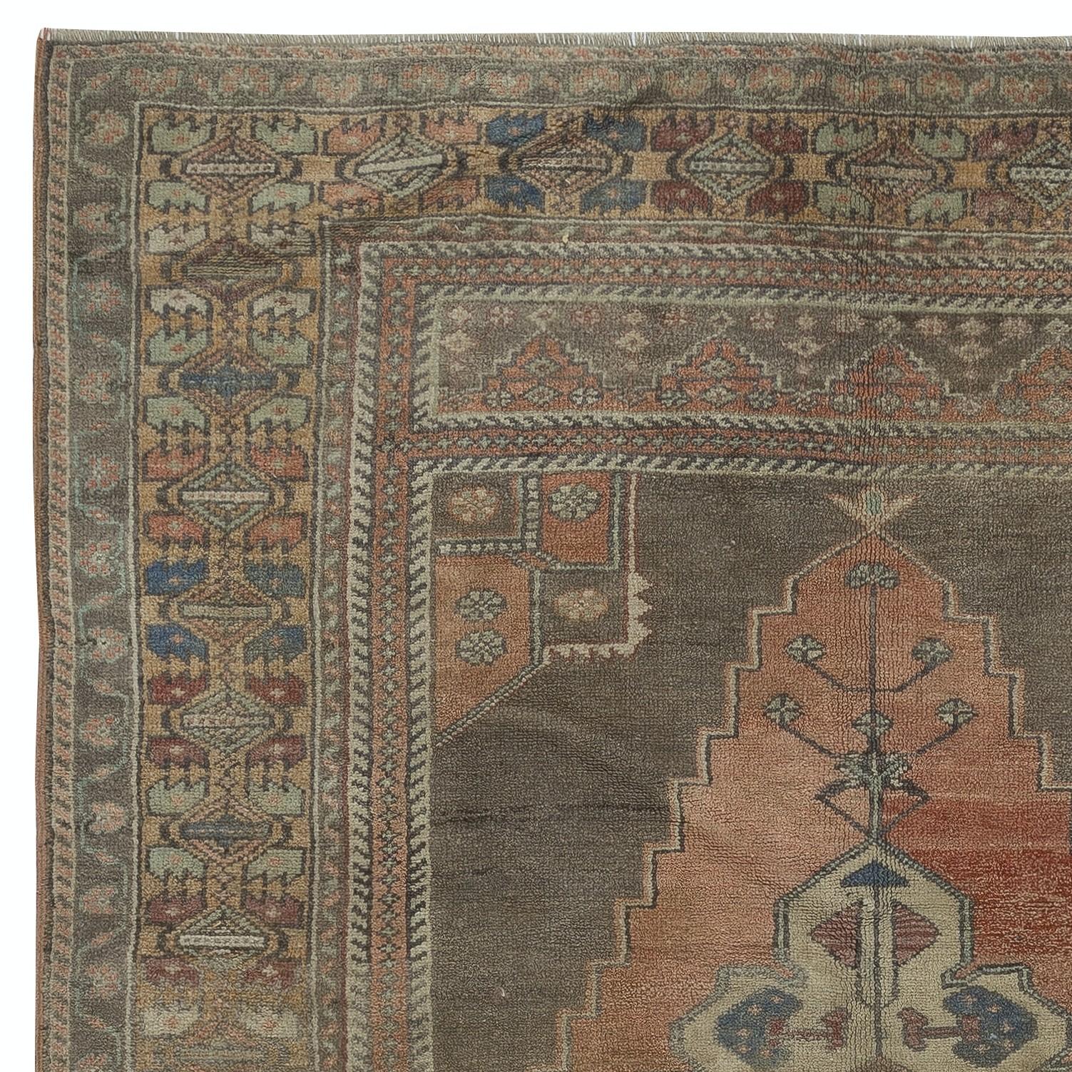 5x9 Ft Einzigartiger handgefertigter türkischer Dorfteppich, 100% Wolle (Türkisch) im Angebot