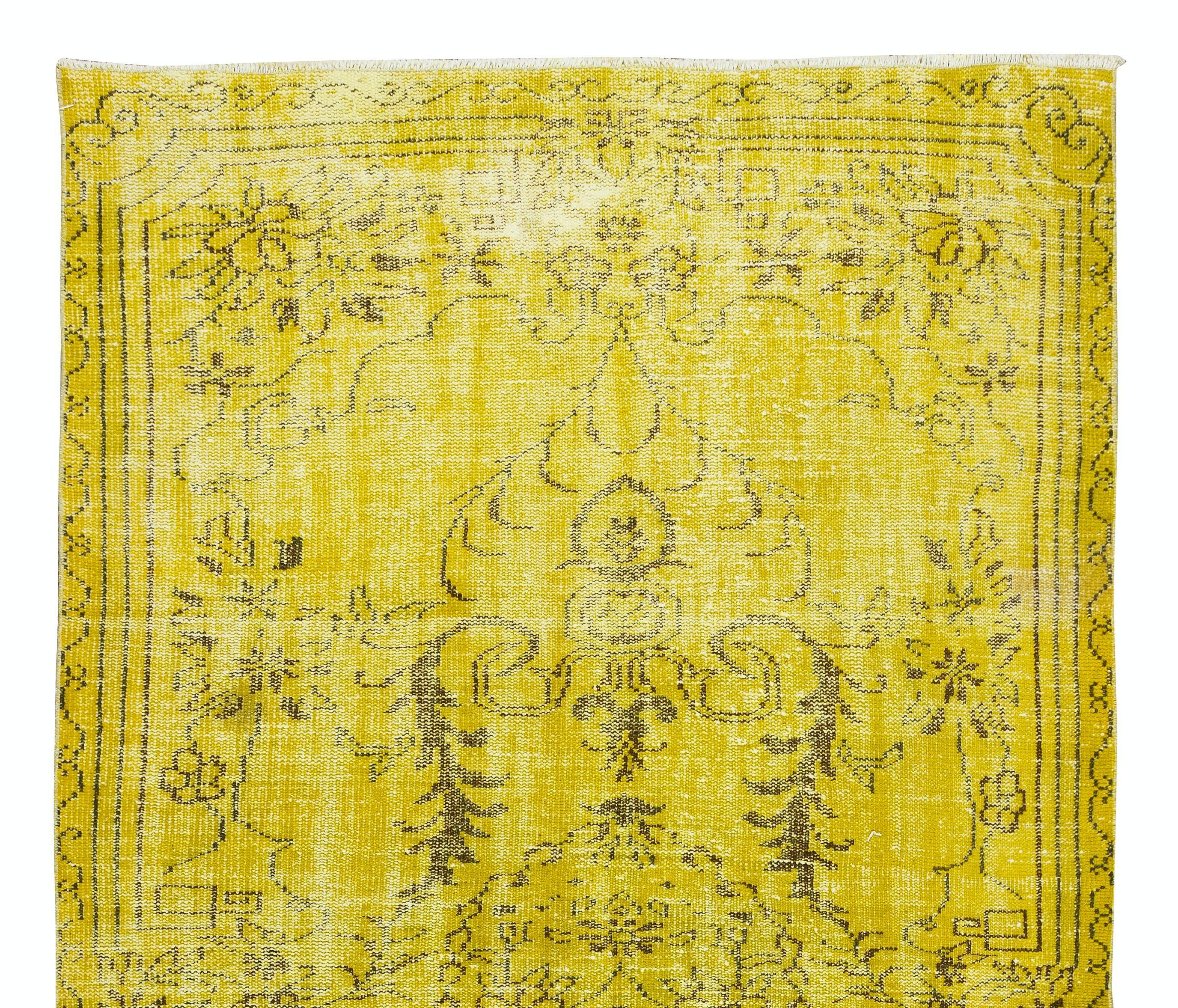 Hand-Knotted 5x9 Ft Yellow Handmade Turkish Contemporary Area Rug with Medallion Design For Sale