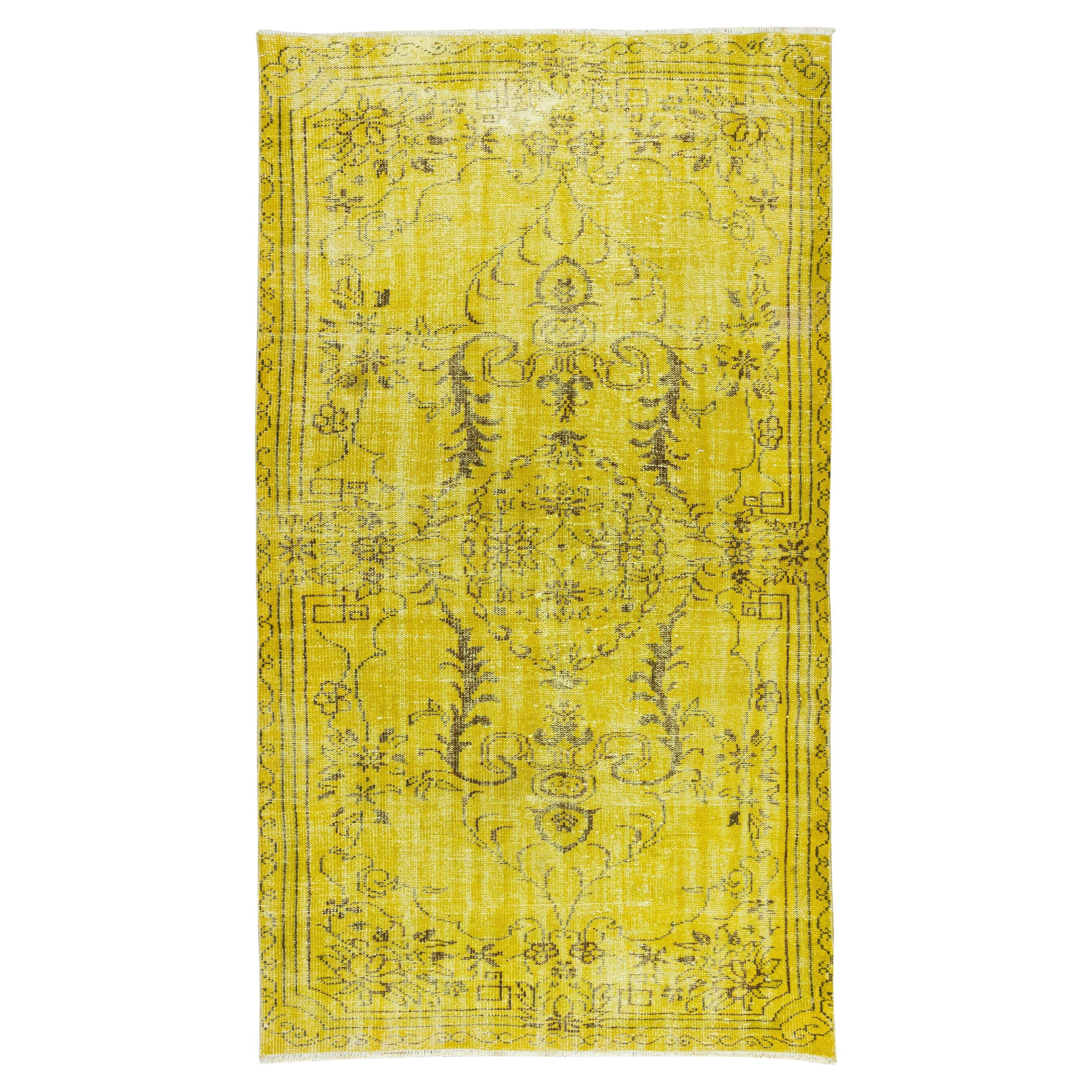 5x9 Ft Yellow Handmade Turkish Contemporary Area Rug with Medallion Design For Sale