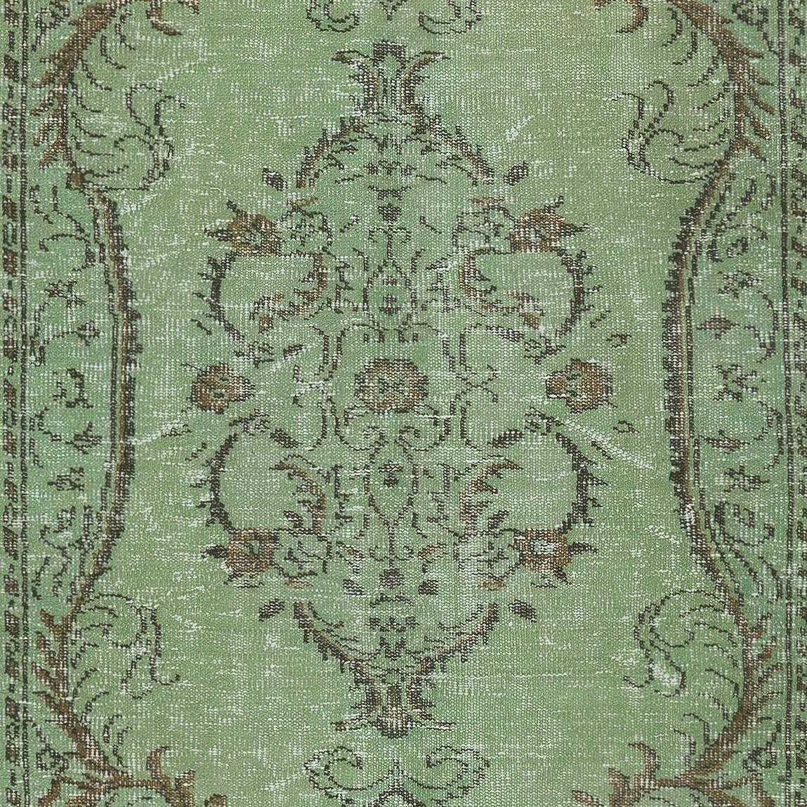 Mid-20th Century 5x9.3 Ft Contemporary Hand-Knotted Turkish Wool Area Rug in Green Color For Sale