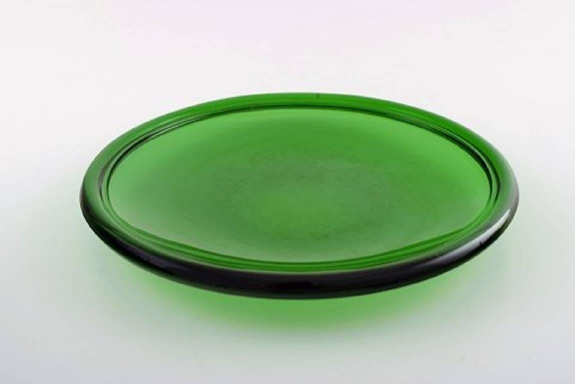 Scandinavian Modern 12 Plates in Green Art Glass, Josef Frank, Reijmyre / Gullaskruf