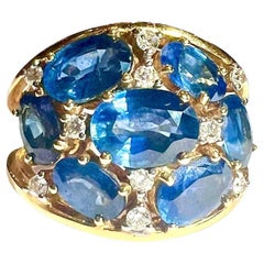 6, 19 Quilates de Saphires Azules y Diamantes, Anillo de Cóctel de Oro de 18 Quilates