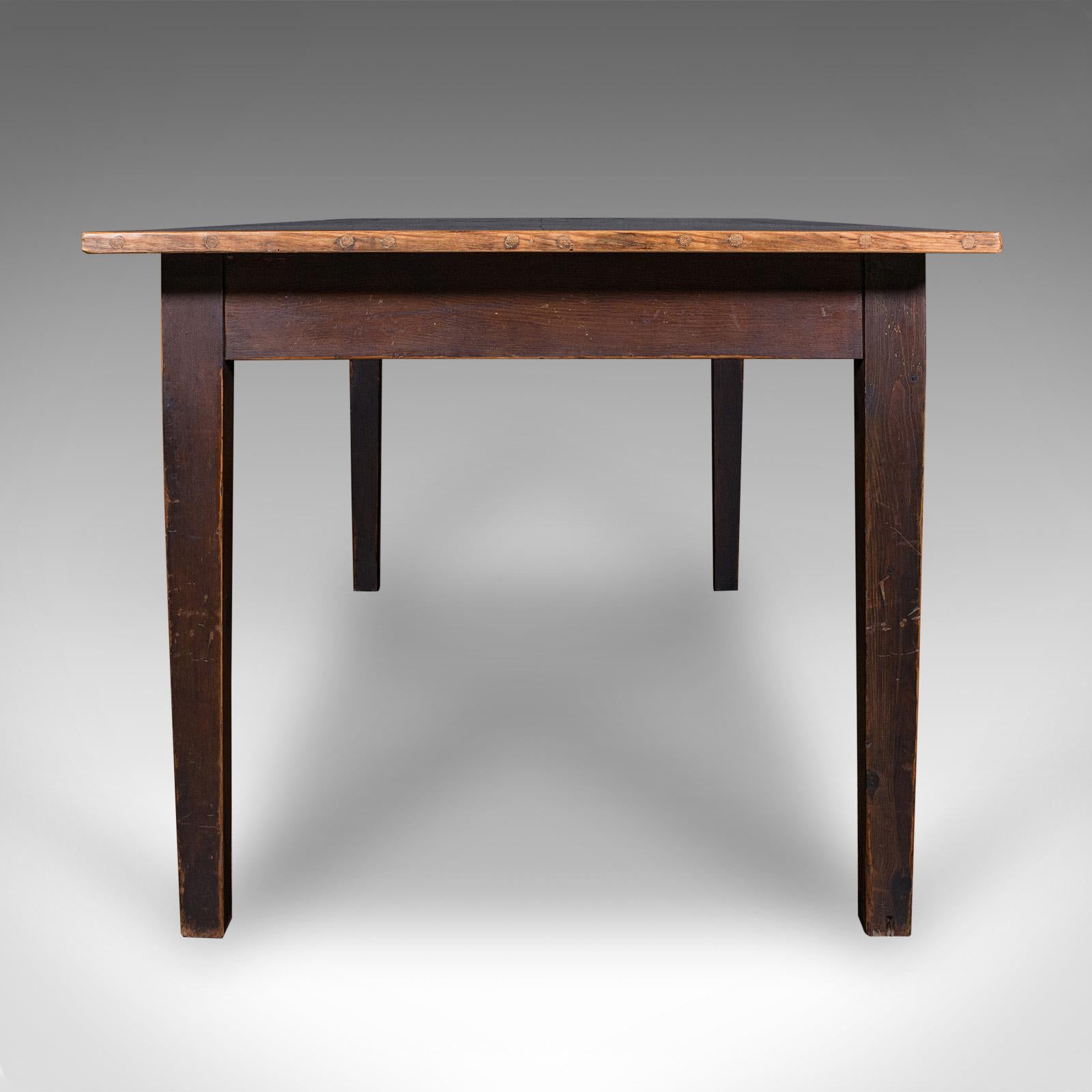 6' 6'' Mesa de Comedor Antigua de Granja, Inglesa, Pino, Casa de Campo, Victoriana en Bueno estado para la venta en Hele, Devon, GB