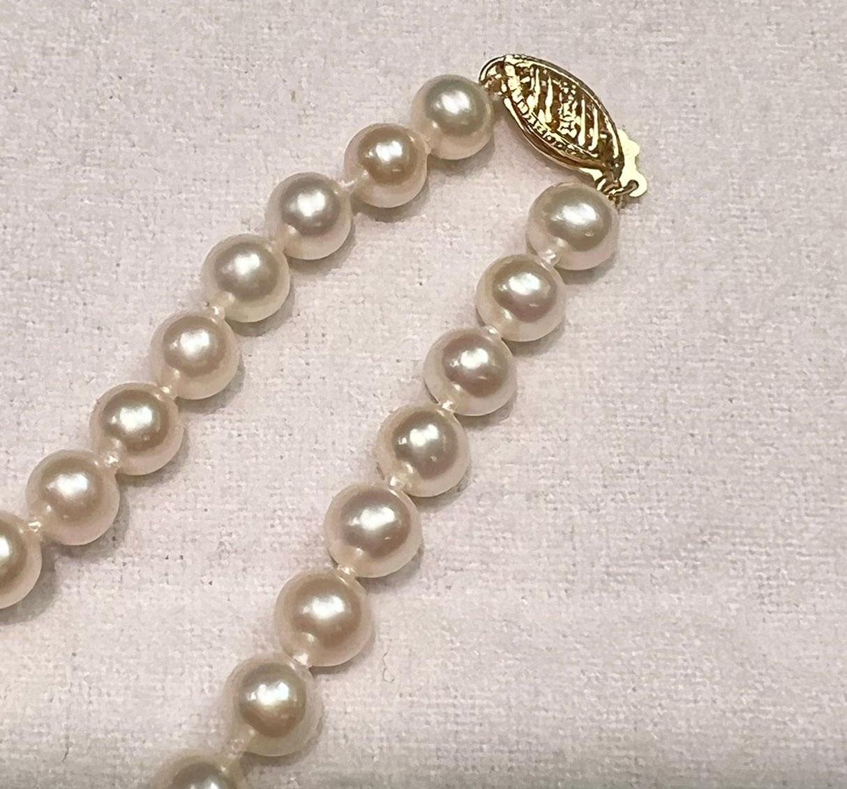 Akoya Pearl with 14k Yellow Gold Fish Hook Clasp In Excellent Condition For Sale In LA, CA