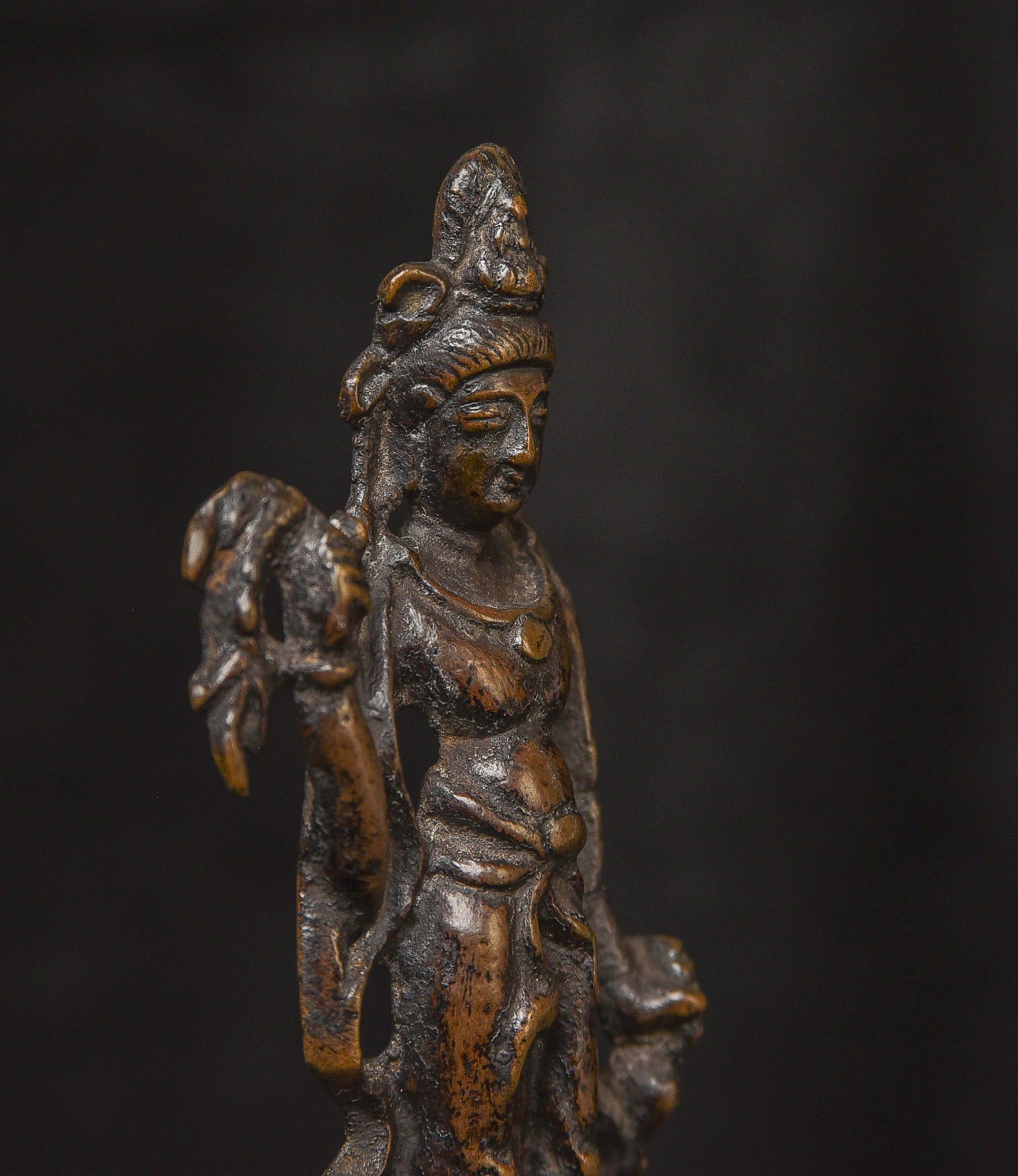  6-9th C Chinese Bronze Bodhisattva of Compassion from the Tang Dynasty - 9685 For Sale 5