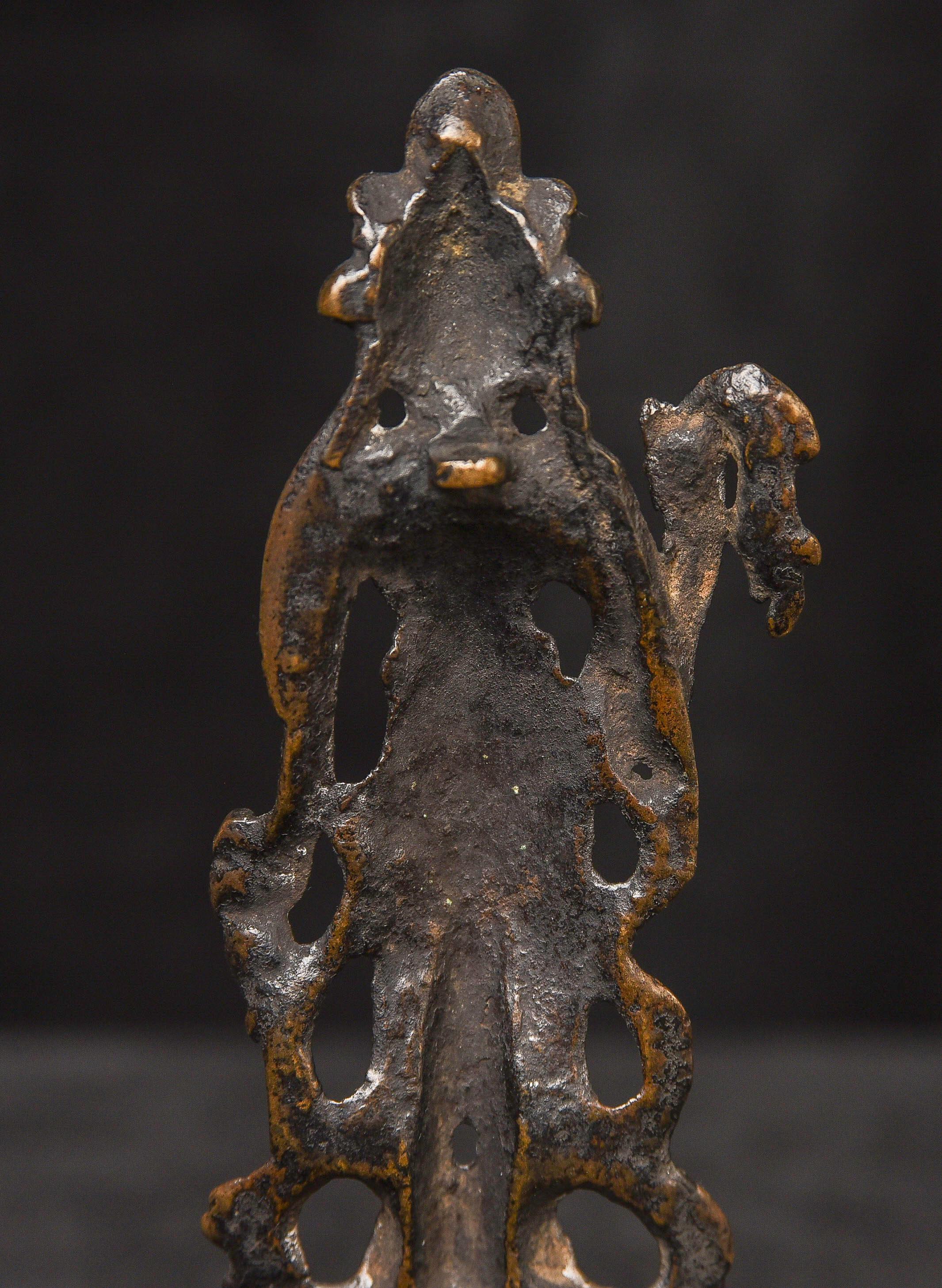  6-9th C Chinese Bronze Bodhisattva of Compassion from the Tang Dynasty - 9685 For Sale 7