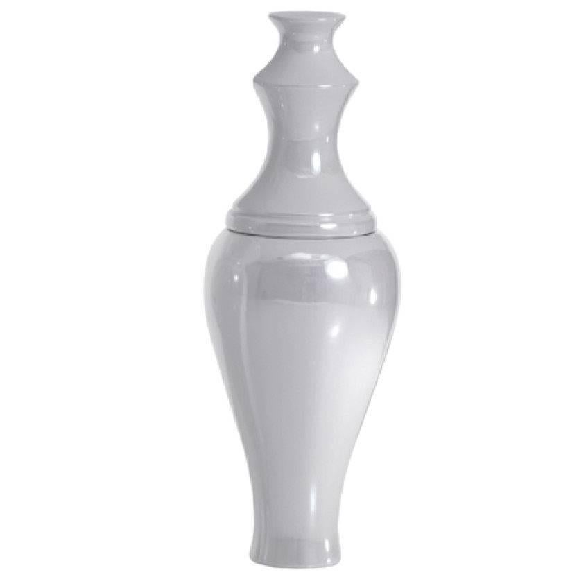6 Amici VI, weiße Vase von Linde Burkhardt für Driade im Angebot