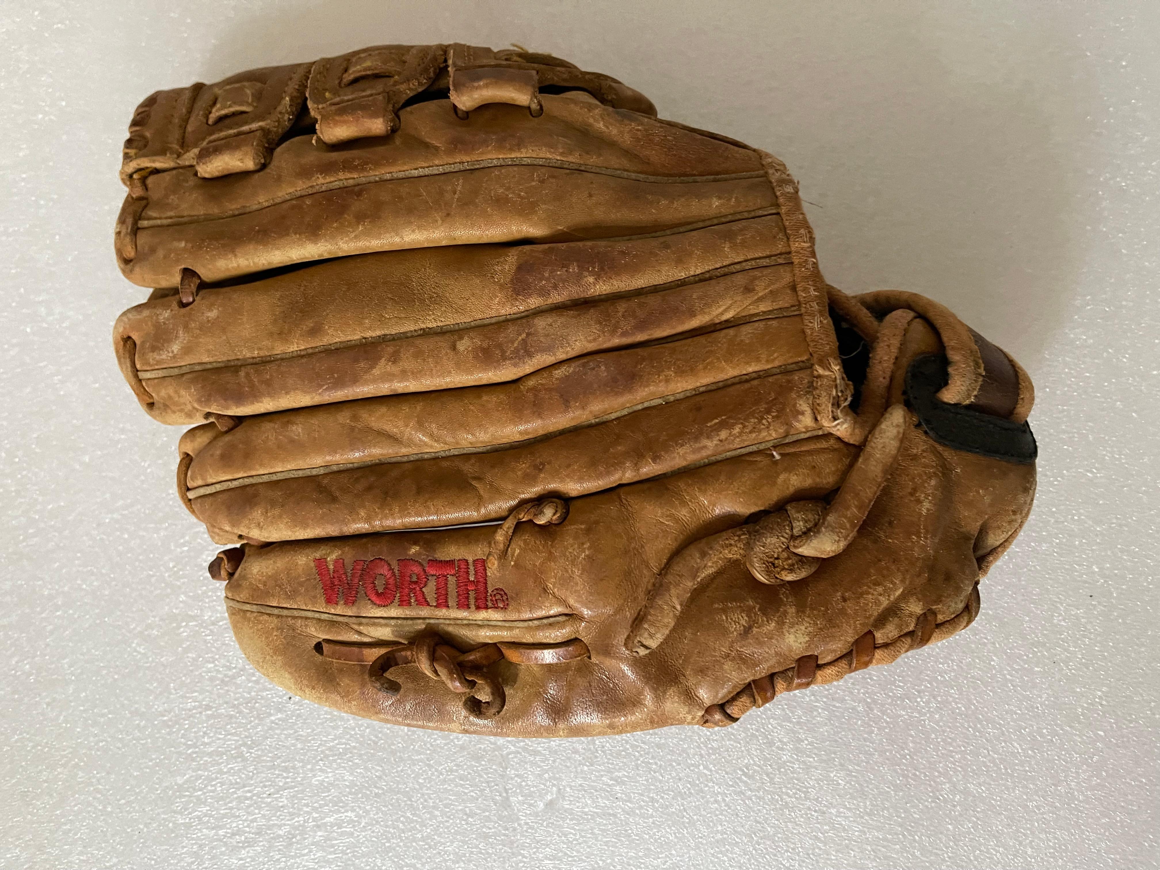 6 Collectional de gants de baseball antiques en vente 5