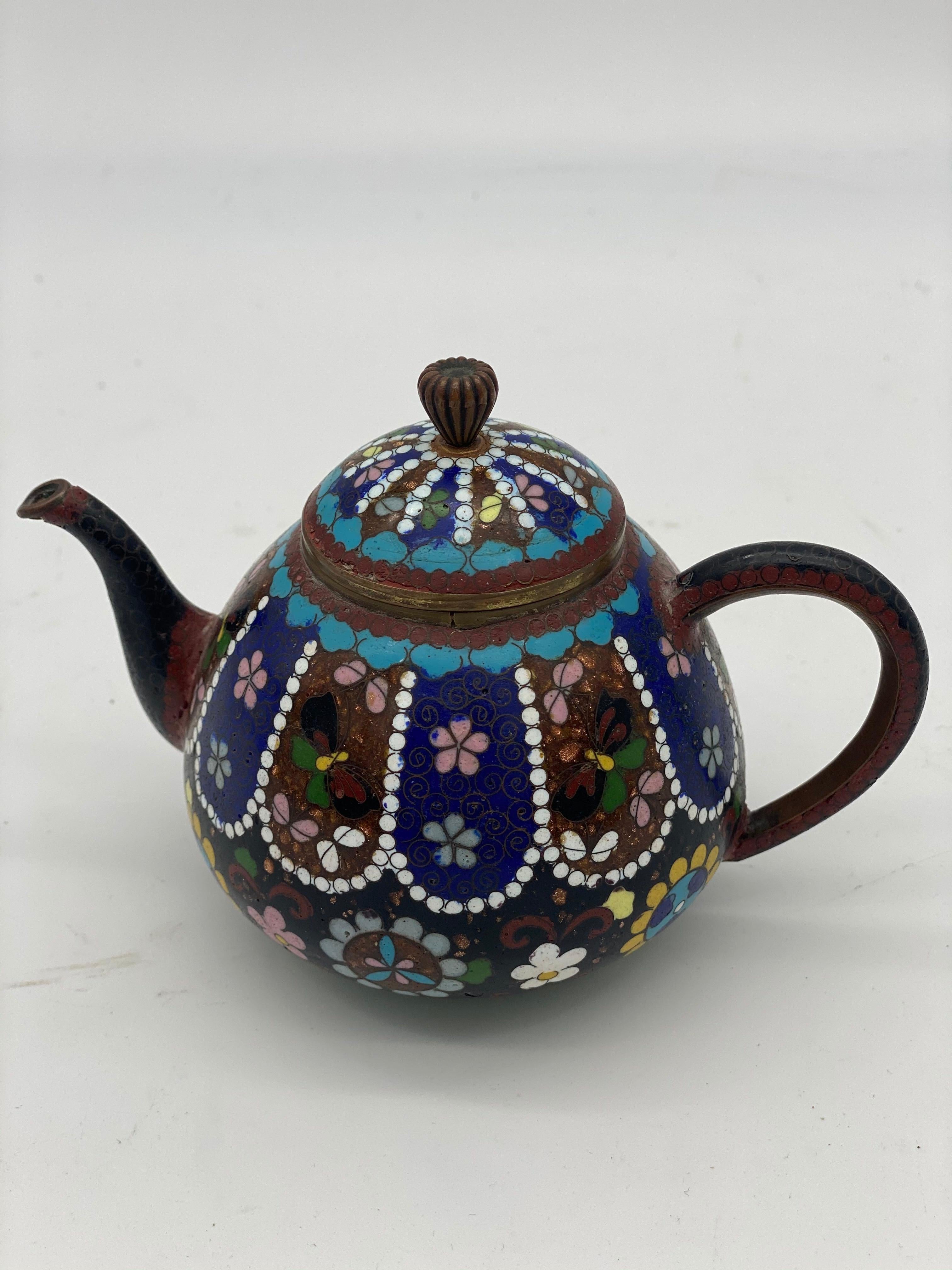 6 Antique Chinese Cloisonne Teapots For Sale 4