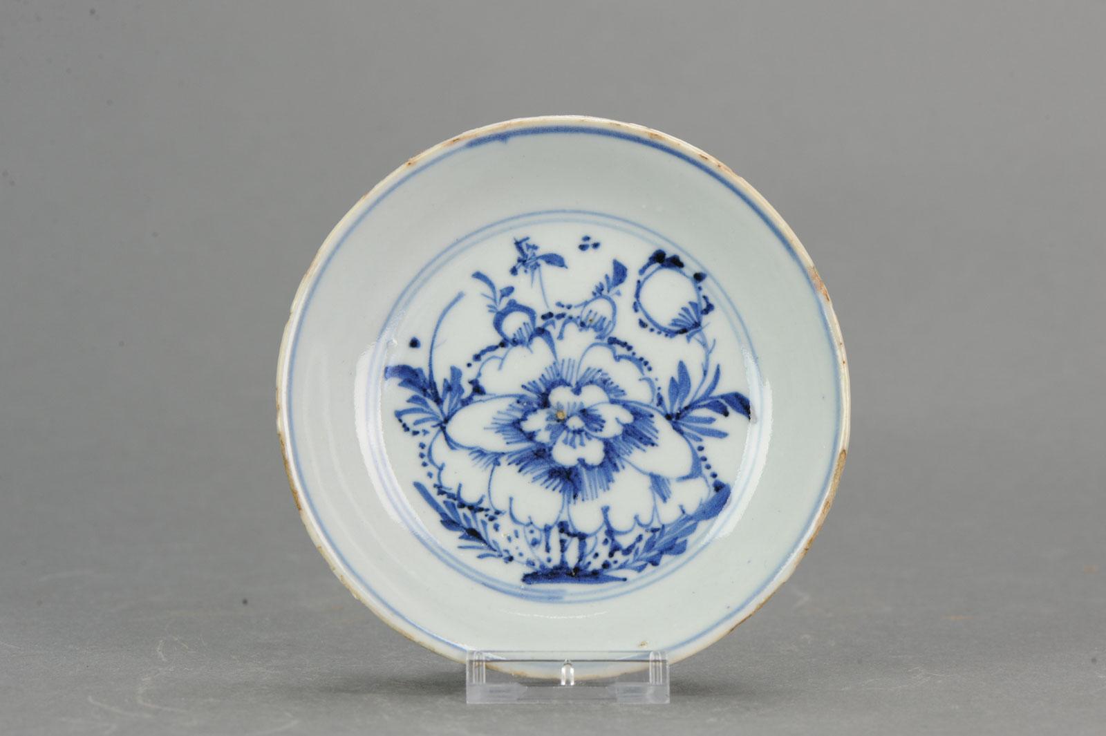 XVIIIe siècle et antérieur Assiette ancienne en porcelaine chinoise Tianqi Chongzhen 16/17C Ming Peony marquée #6 en vente