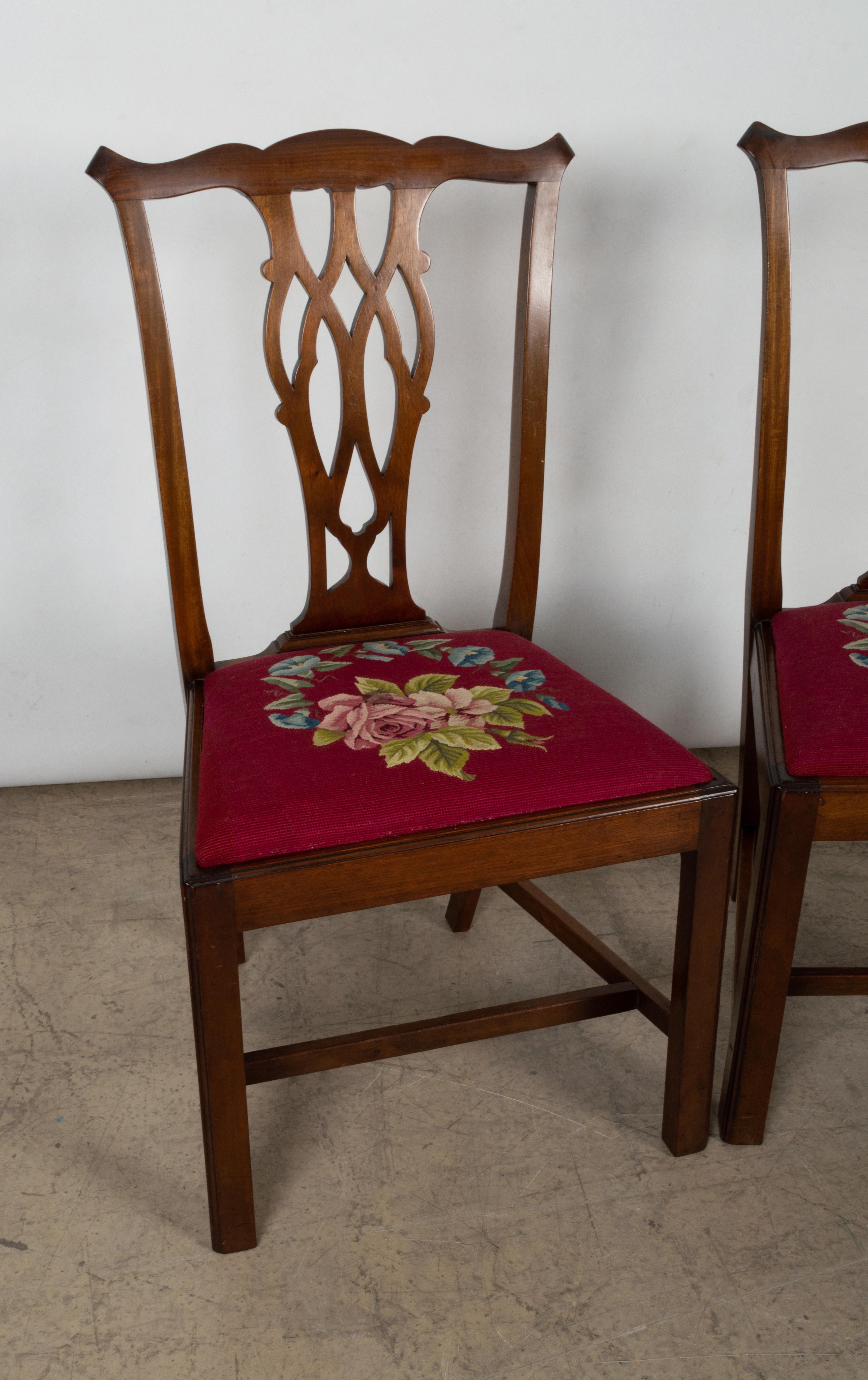 6 chaises de salle à manger anglaises anciennes en acajou de style néo-Chippendale victorien en vente 2