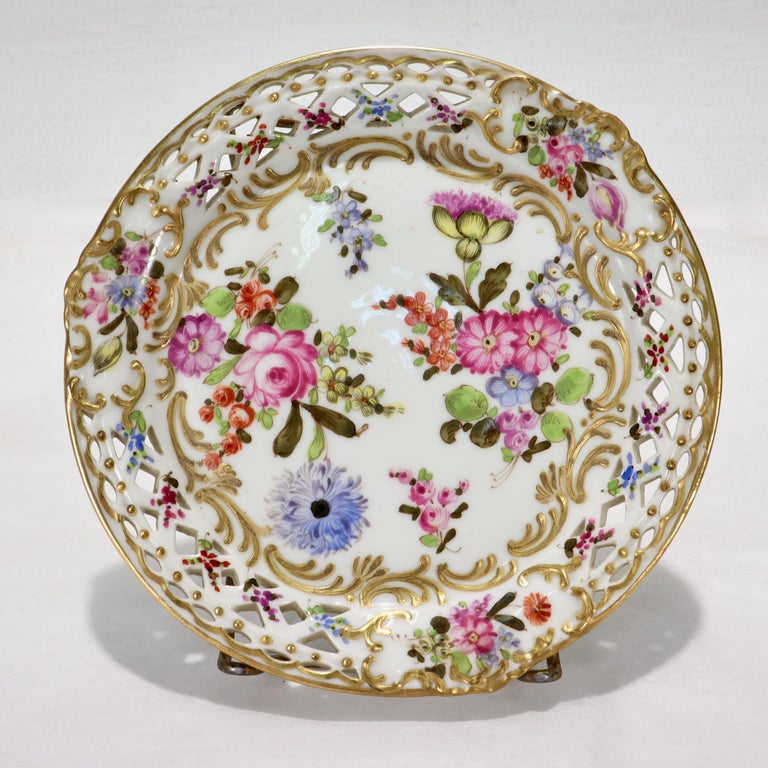 3 Assiettes Montées En Porcelaine De Meissen Peintes à La Main - Pétoncles, Réticulées, Vintage