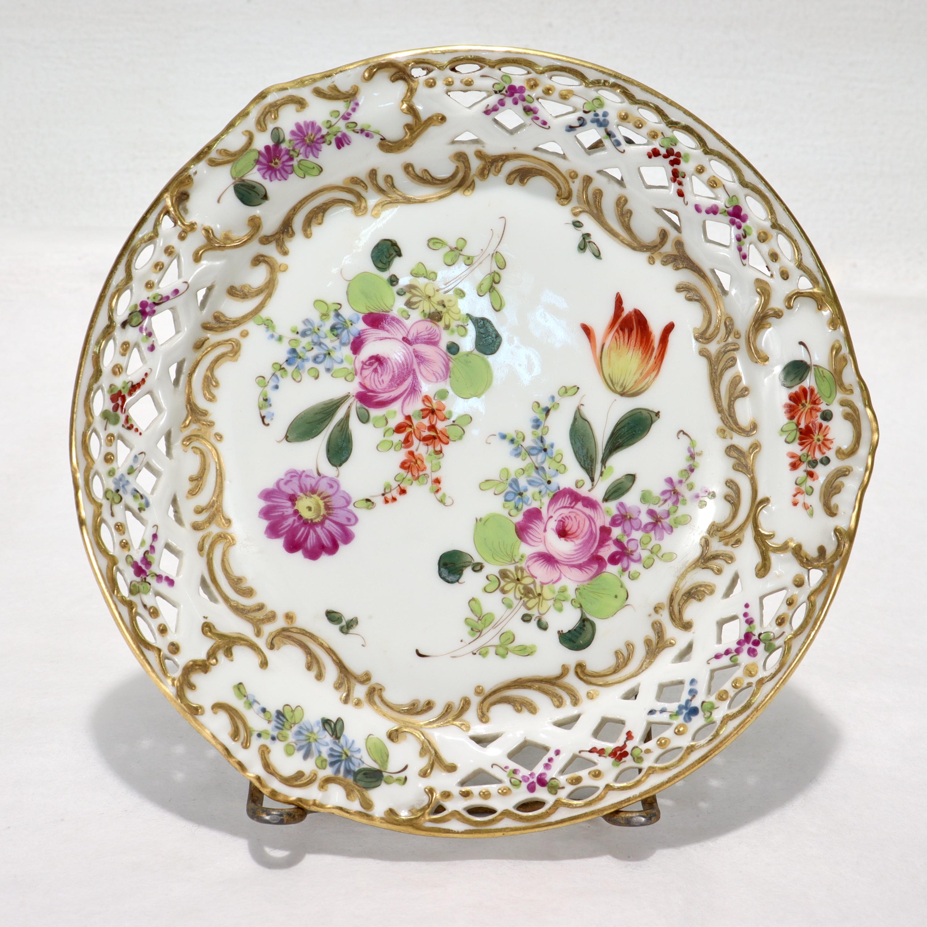 6 assiettes en porcelaine anciennes réticulées de style Dresde Bloch & Bourdois en vente 3