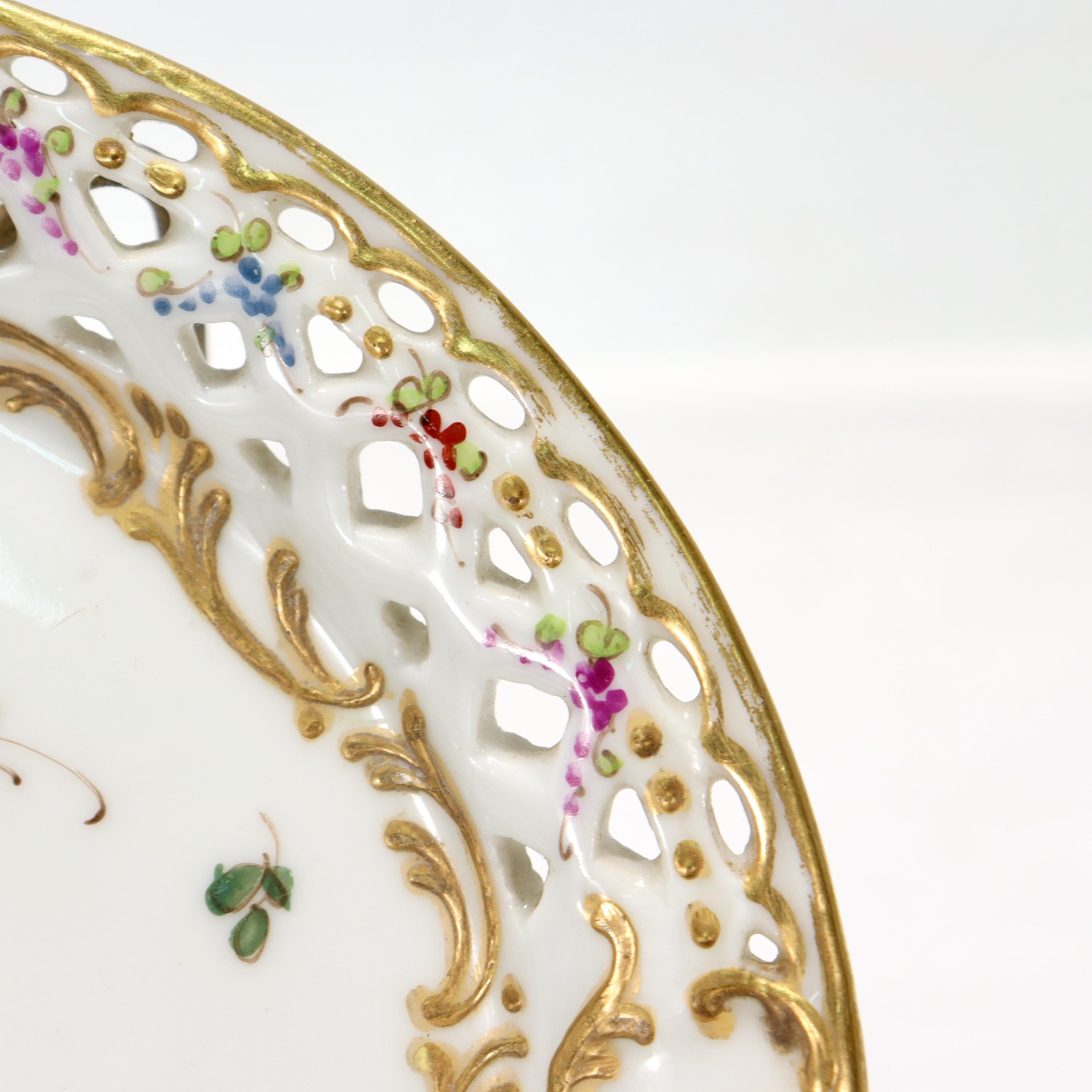 6 assiettes en porcelaine anciennes réticulées de style Dresde Bloch & Bourdois en vente 5