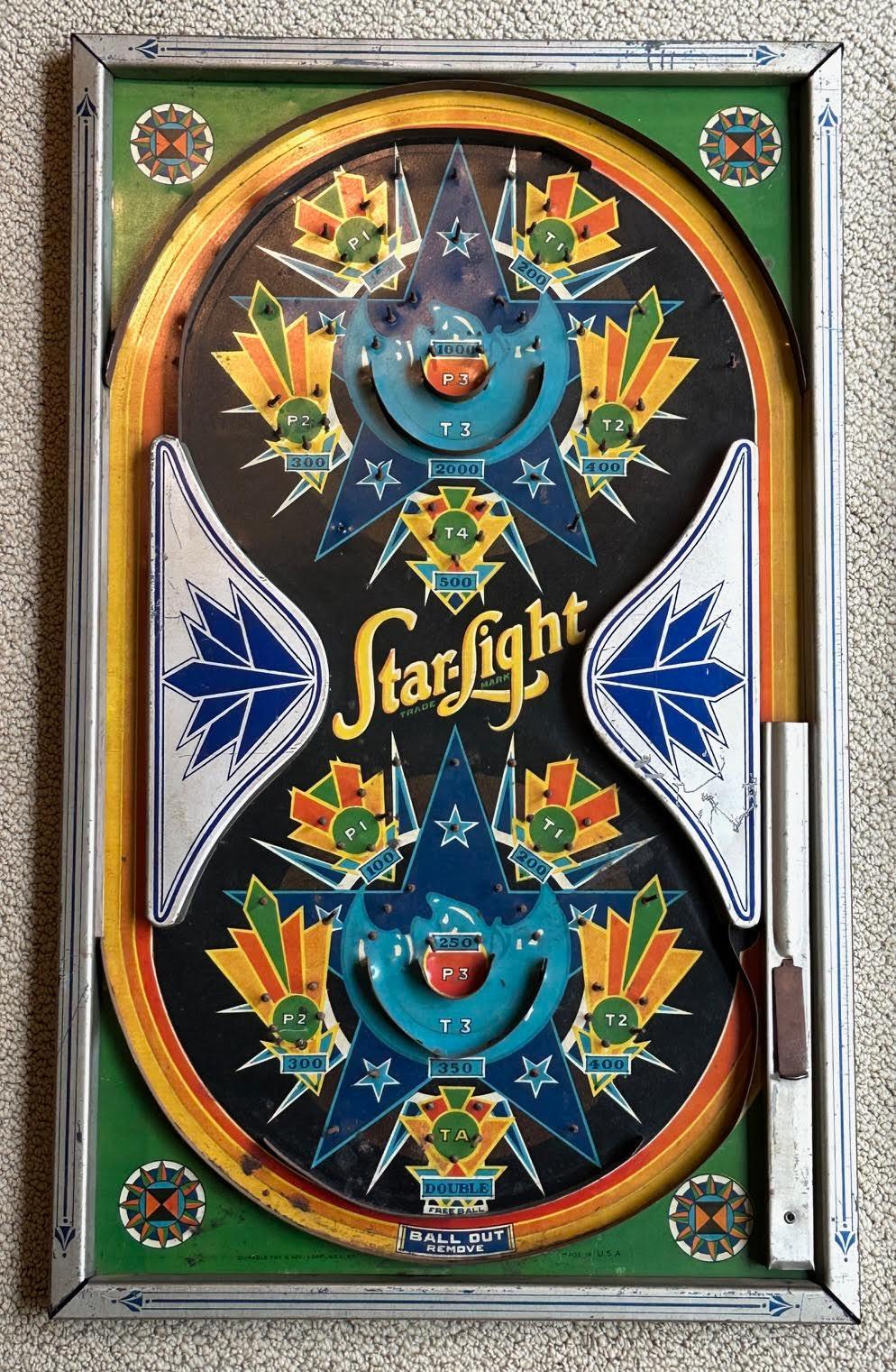 Fait à la machine 6 Antique Graphic Pinball Games en vente