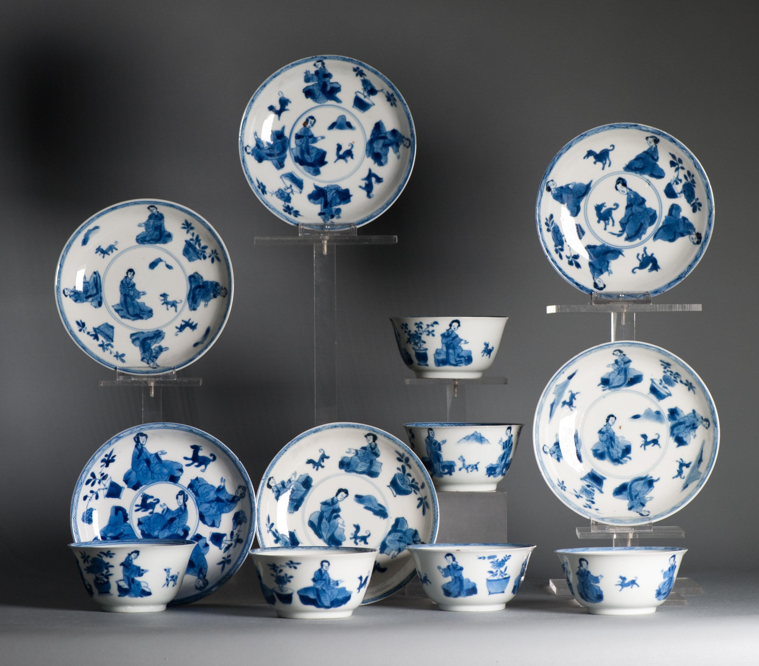 Porcelaine #6 Antique Période Kangxi Coquille d'oeuf Bols à thé et plats en porcelaine chinoise DAME. en vente
