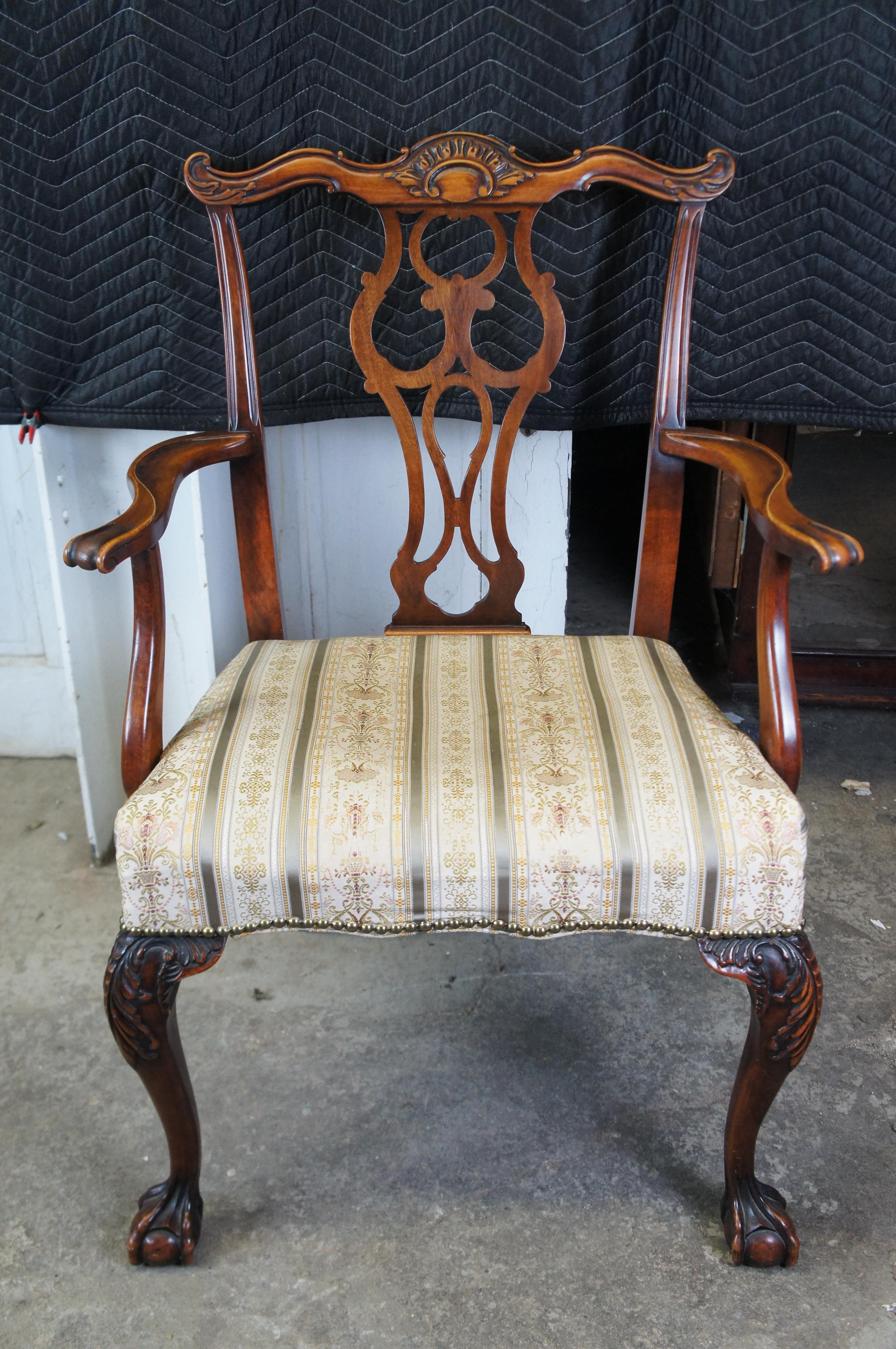 6 sedie da pranzo antiche Romweber English Chippendale Georgian Carved Mahogany Chairs In condizioni buone in vendita a Dayton, OH