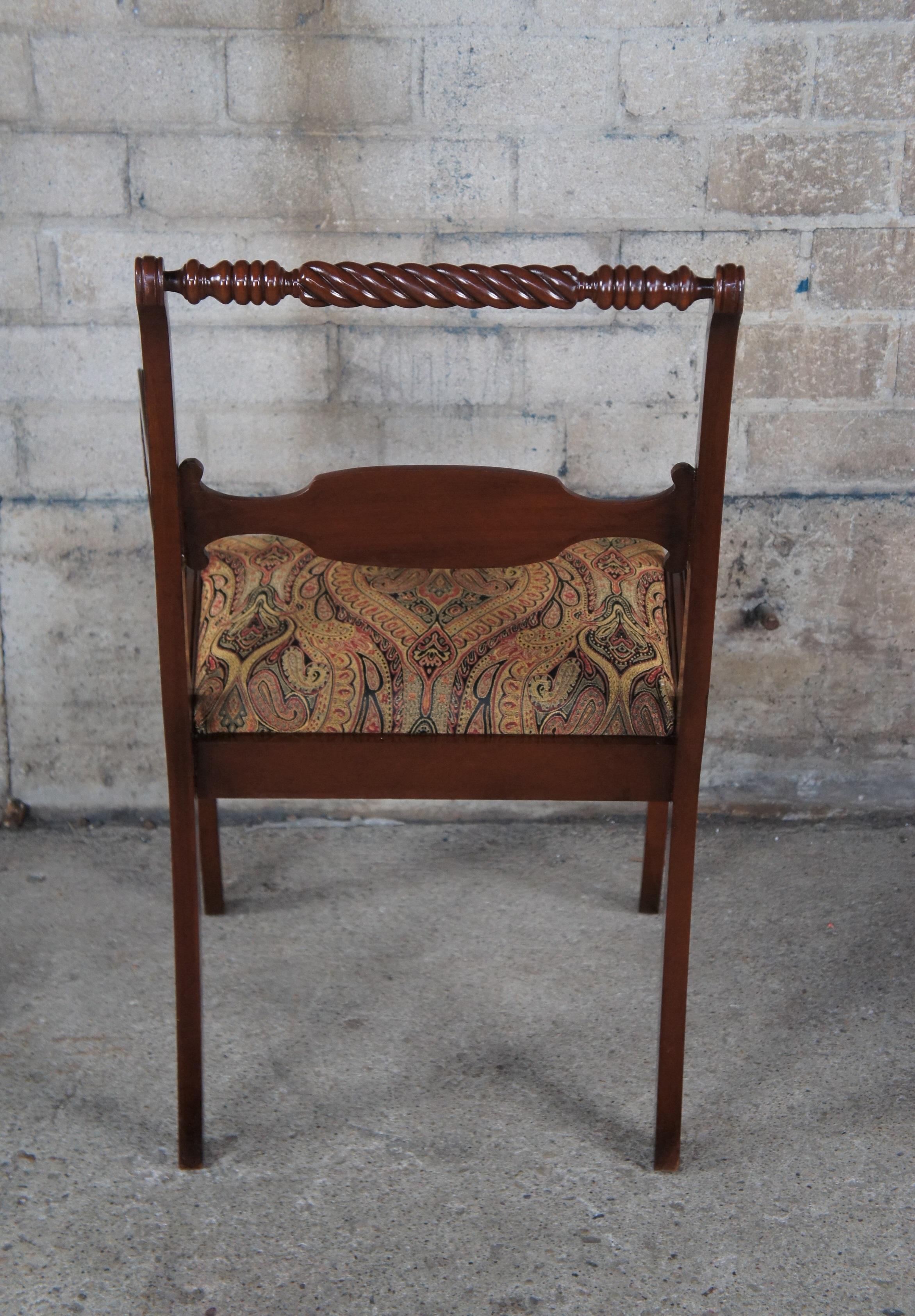 Tissu d'ameublement 6 chaises de salle à manger de style ancien par Park English Regency en cerisier américain à motif cachemire  en vente
