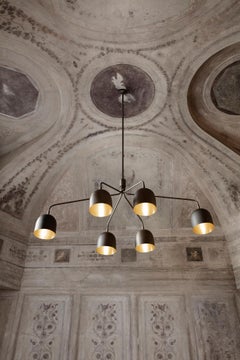 Araña de 6 brazos "Howard" de Space Copenhagen para GUBI en bronce de cañón