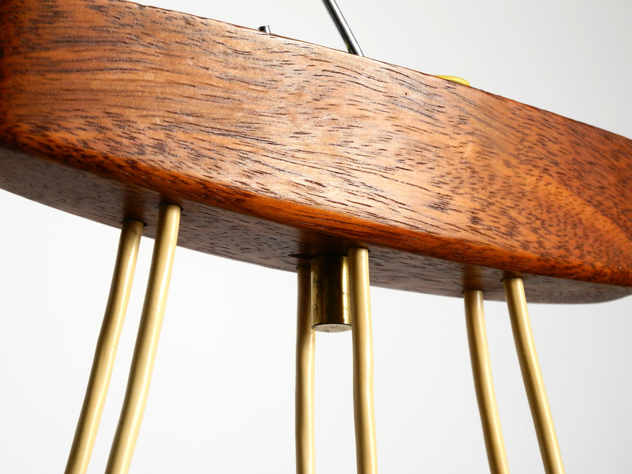Lampada da soffitto scandinava anni '60 a 6 bracci in teak con paralume in vetro in vendita 5