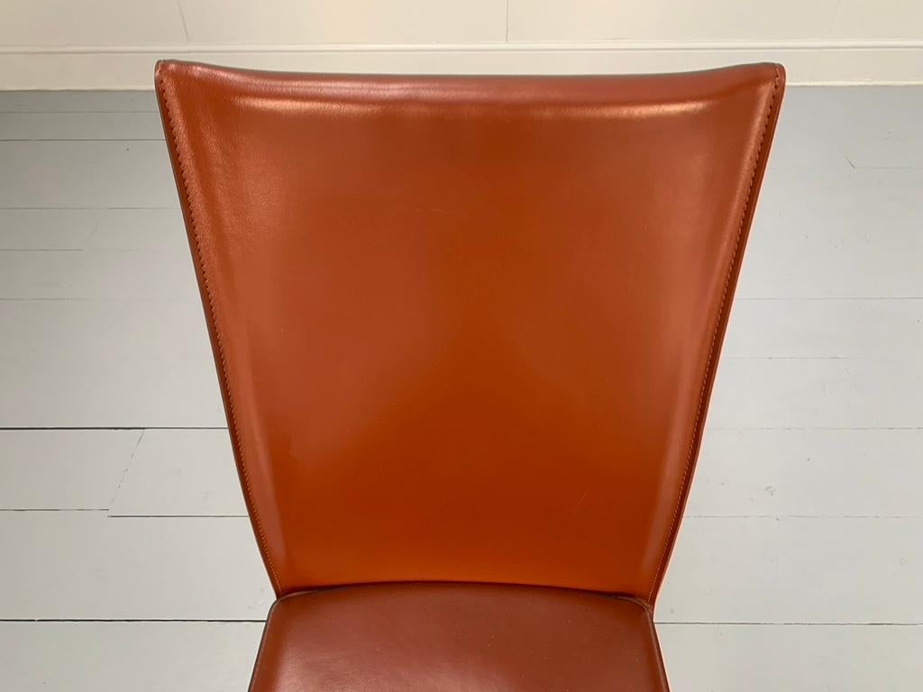 6 Arper Esszimmerstühle - In Brown Sattelleder im Angebot 10