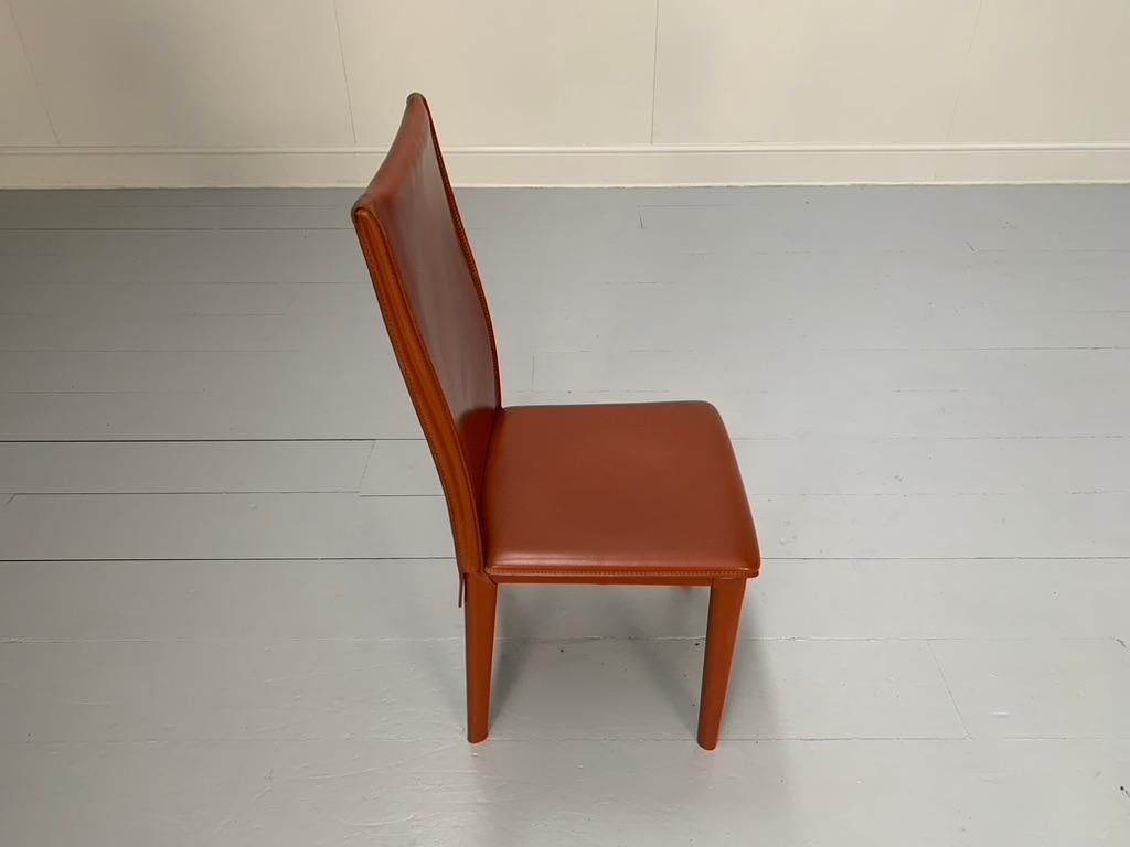 6 Arper Esszimmerstühle - In Brown Sattelleder im Angebot 1