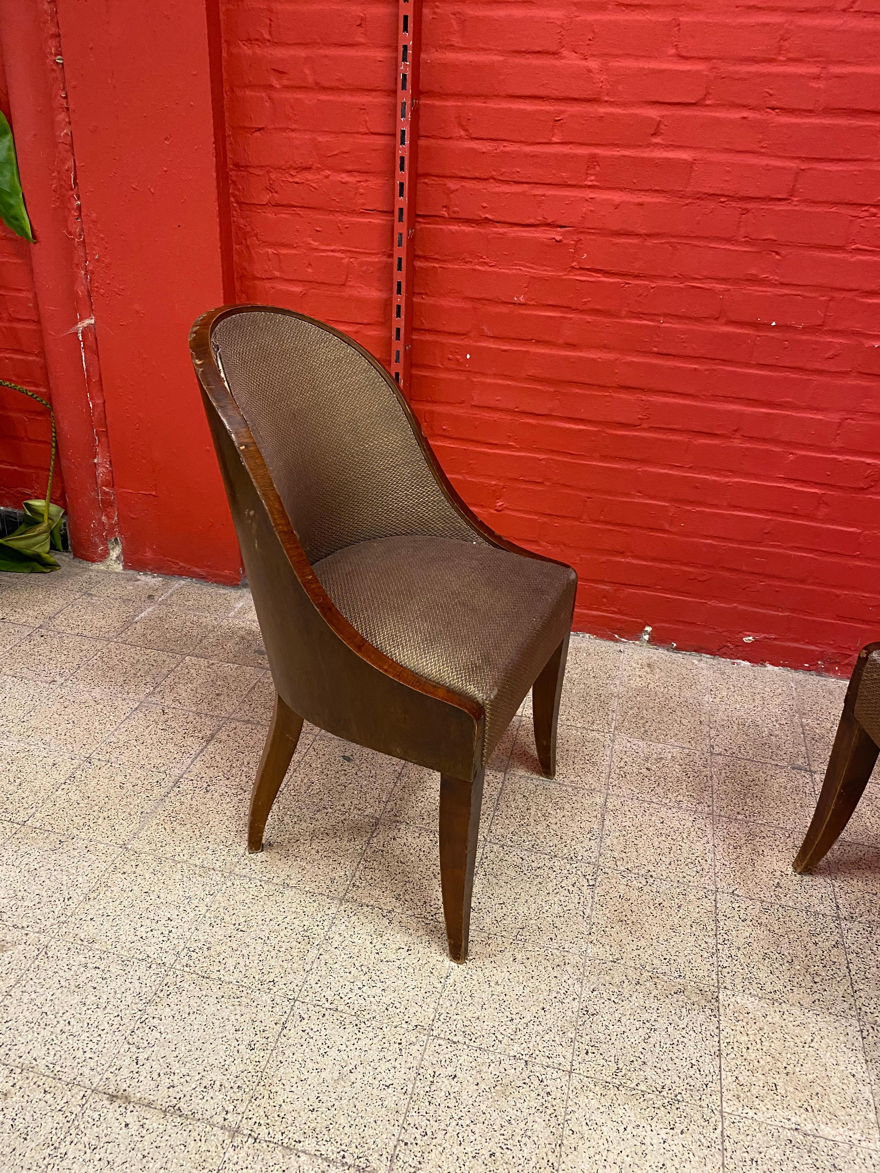 Walnut 6 Art Deco Chairs, Gondola Back, circa 1930 For Sale