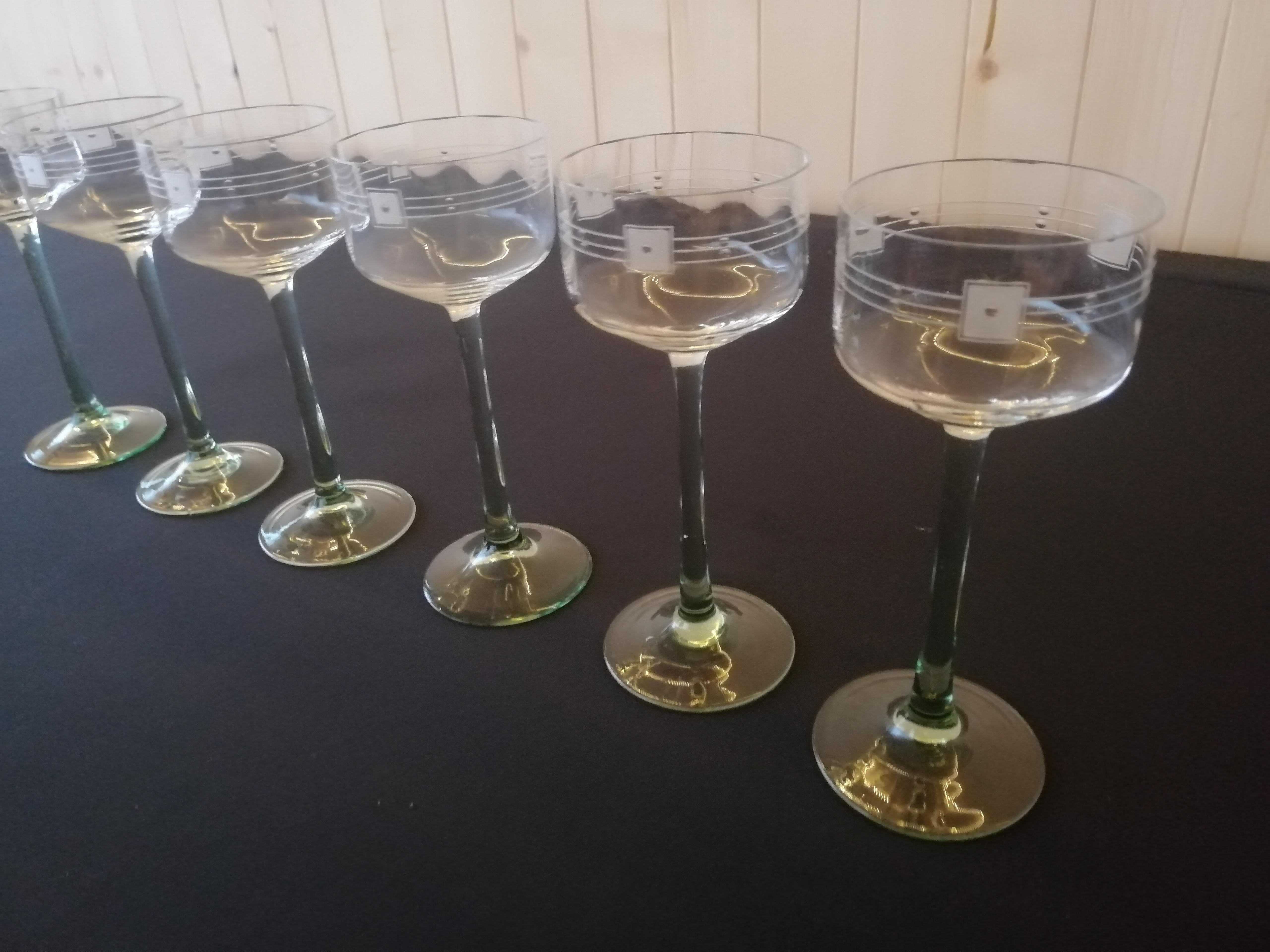 6 Art-Déco-Gläser (Glas) im Angebot