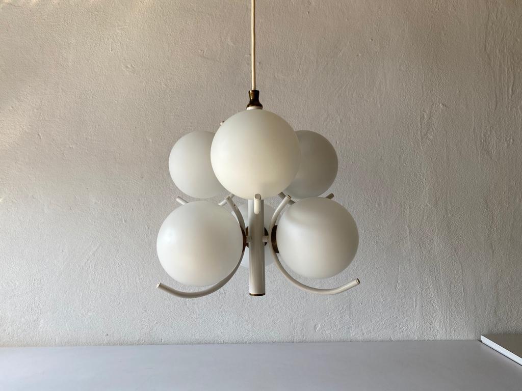 6 balls glass atomic chandelier by Richard Essig, 1970s Germany

The lamp is in very good vintage condition. 

This lamp works with E27 light bulbs.
Wired and suitable to use with 220V and 110V for all countries.


Measurements:
Height : 72