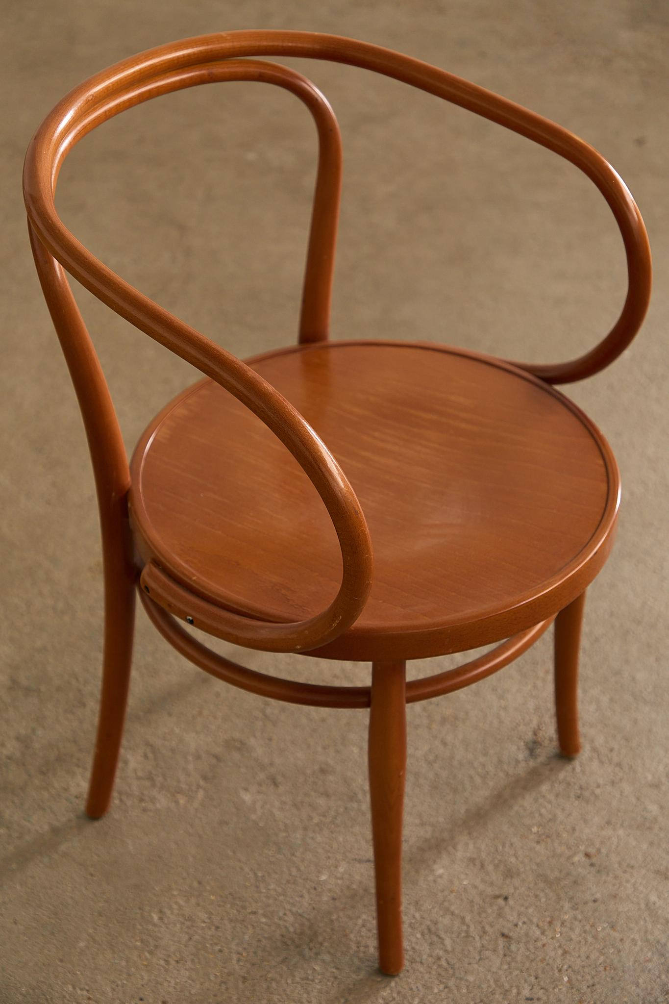 6 Bugholzstühle Mod 209 von Gebrüder Thonet (Buchenholz) im Angebot