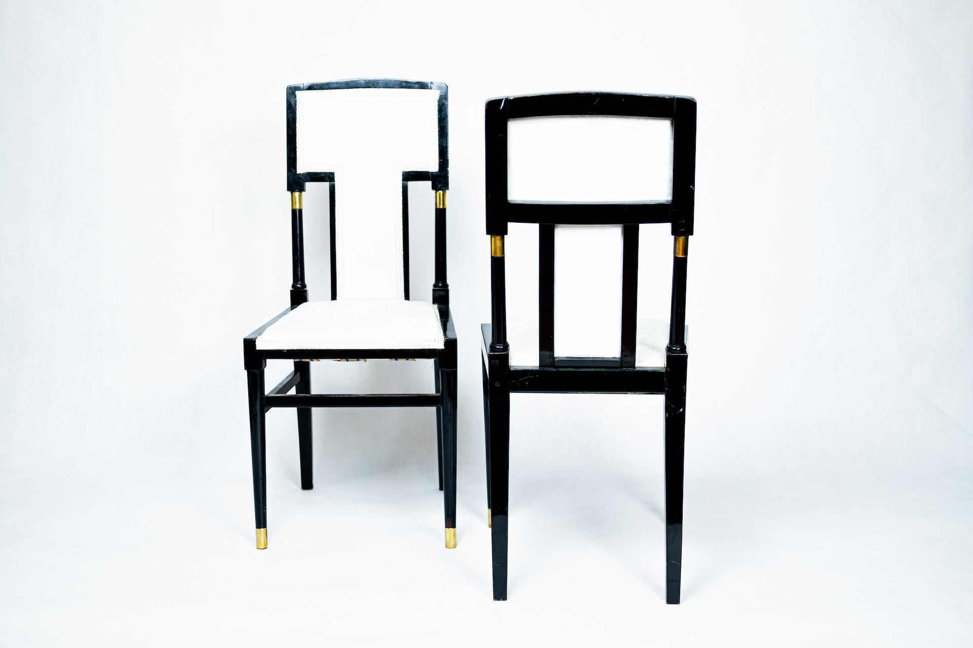 Late 20th Century 6 black Diningroom Chairs in the Style of Art Nouveau For Sale