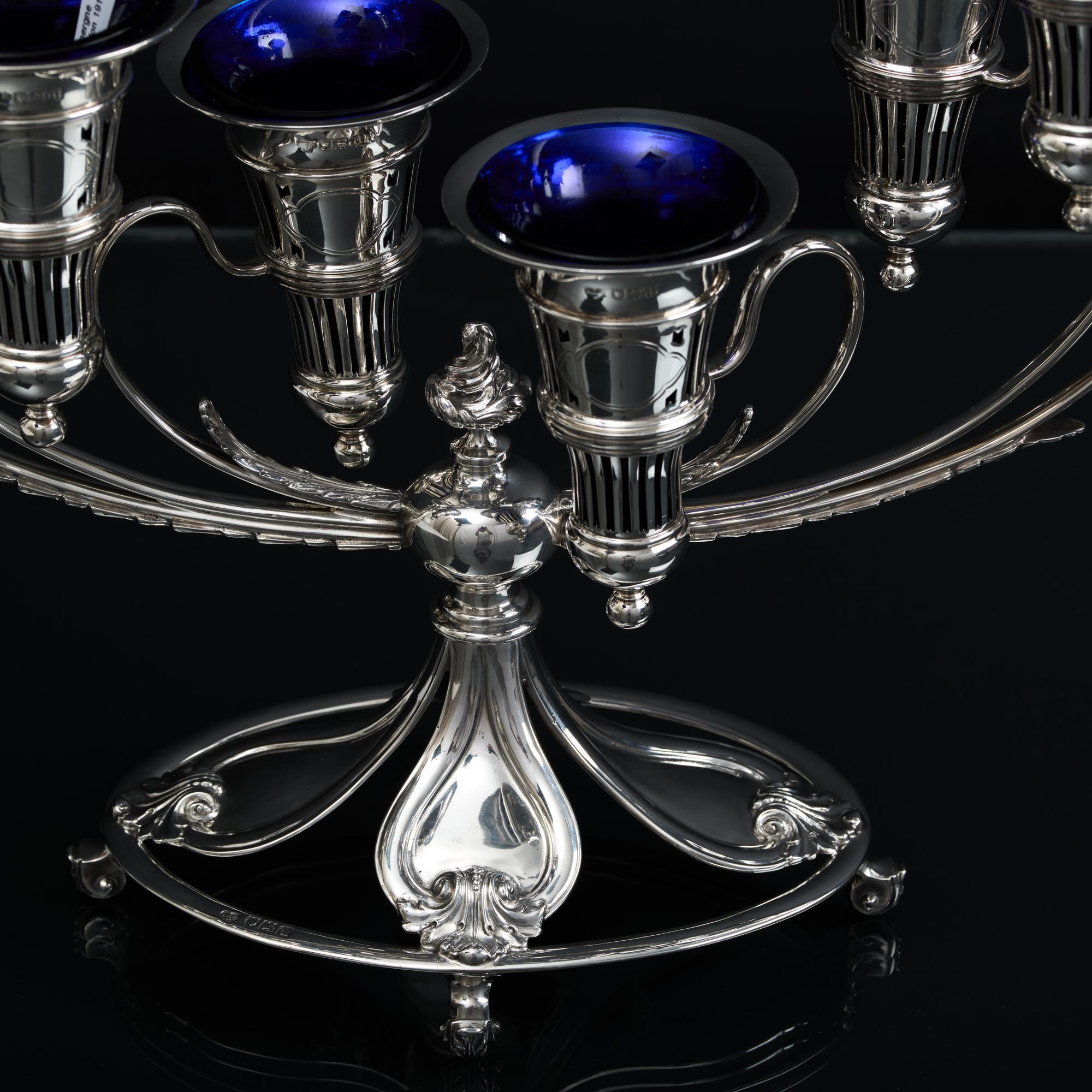 Vase à fleurs à 6 branches en argent ancien épergne en vente 6